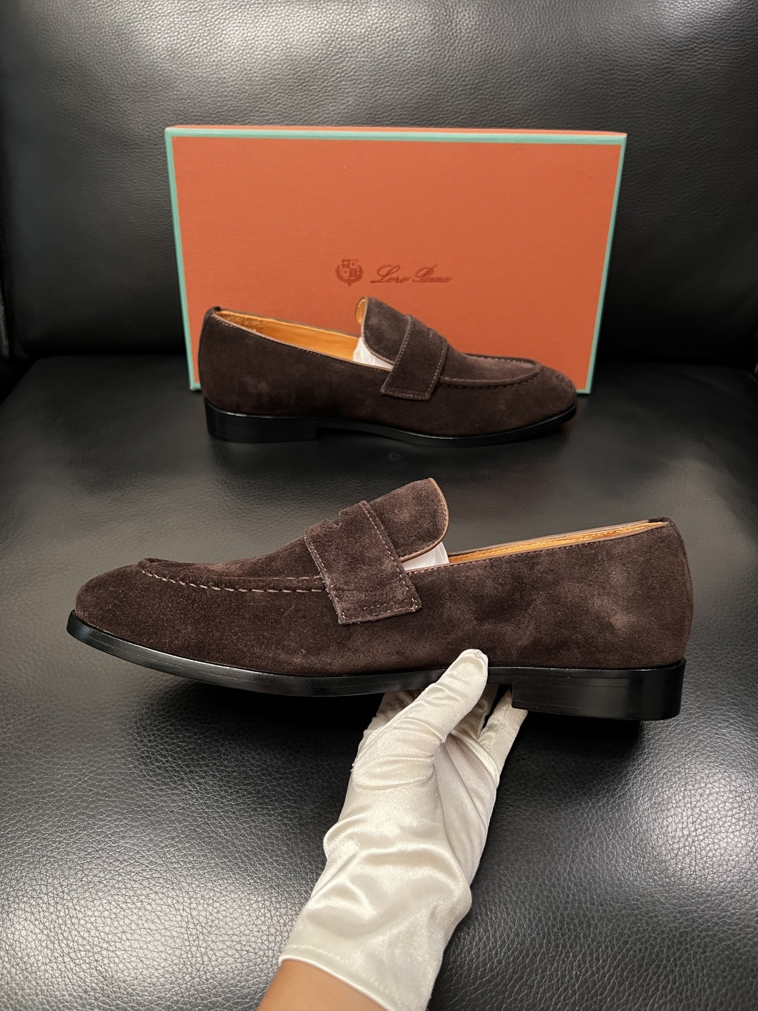 Loro Piana  高品质  顶级工艺品  诺悠翩雅  皮鞋新品专柜同步原厂配置，鞋面意大利进口牛皮