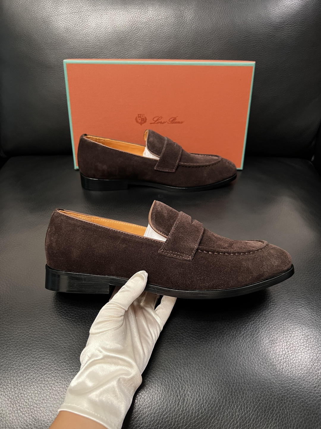 Loro Piana  高品质  顶级工艺品  诺悠翩雅  皮鞋新品专柜同步原厂配置，鞋面意大利进口牛皮