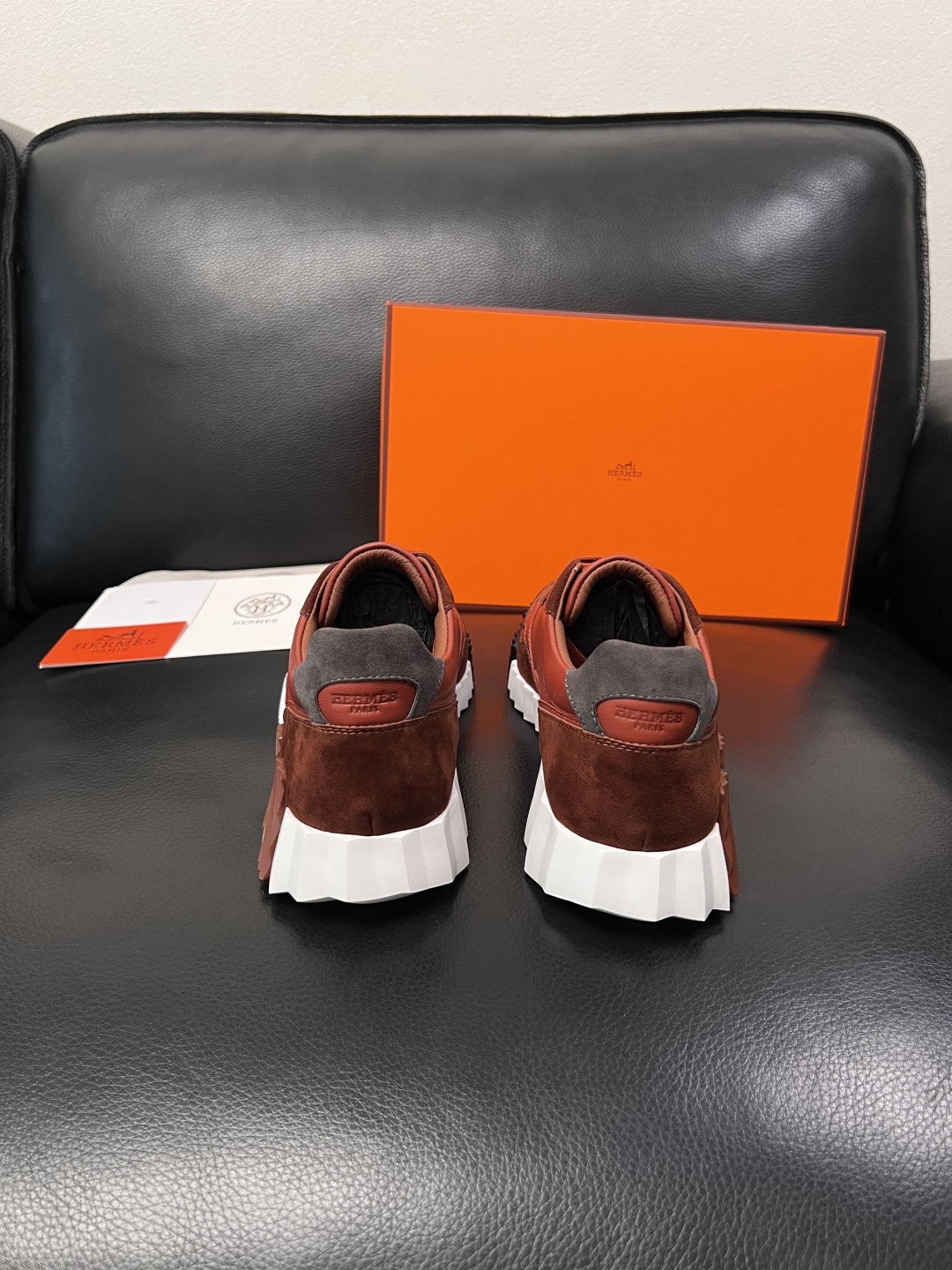 Hermes  高品质  顶级工艺品  爱马仕 专柜同步发售原厂配置，意大利进口原版牛皮面料，高品质拼接