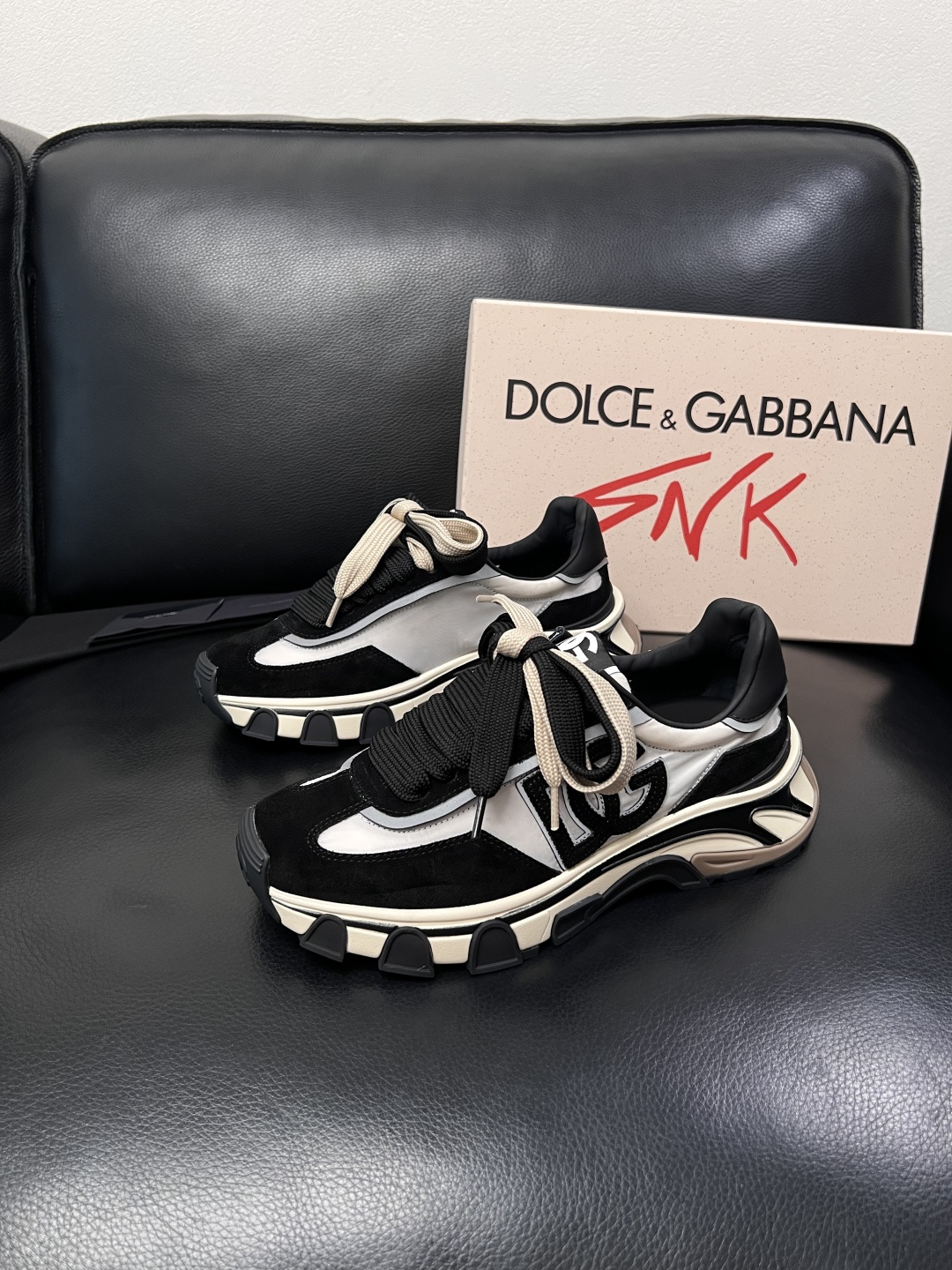 Dolce & Gabbana   高品质  顶级工艺品  杜嘉班纳 爆款专柜新品同步，鞋面意大利进口牛