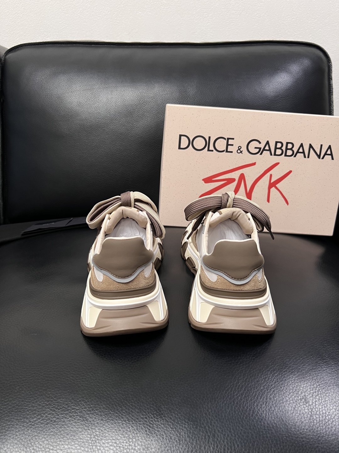 Dolce & Gabbana   高品质  顶级工艺品  杜嘉班纳 爆款专柜新品同步，鞋面意大利进口牛