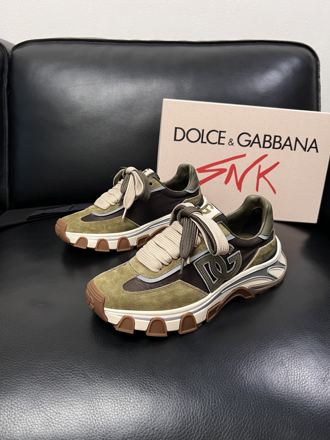 Dolce & Gabbana   高品质  顶级工艺品  杜嘉班纳 爆款专柜新品同步，鞋面意大利进口牛