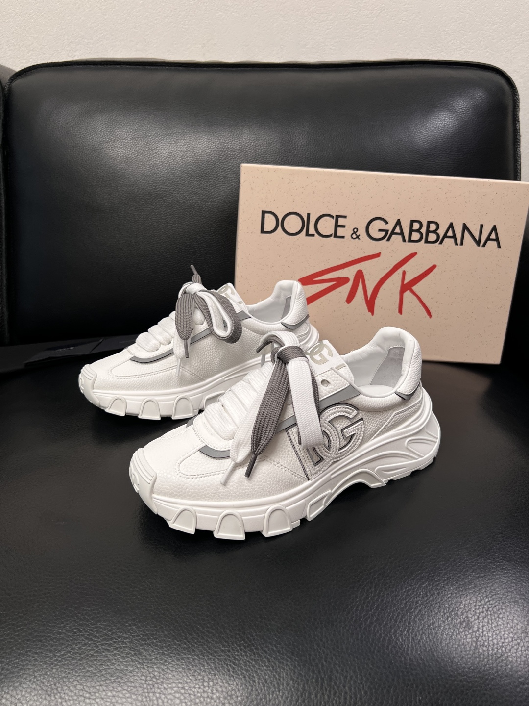 Dolce & Gabbana   高品质  顶级工艺品  杜嘉班纳 爆款专柜新品同步，鞋面意大利进口牛