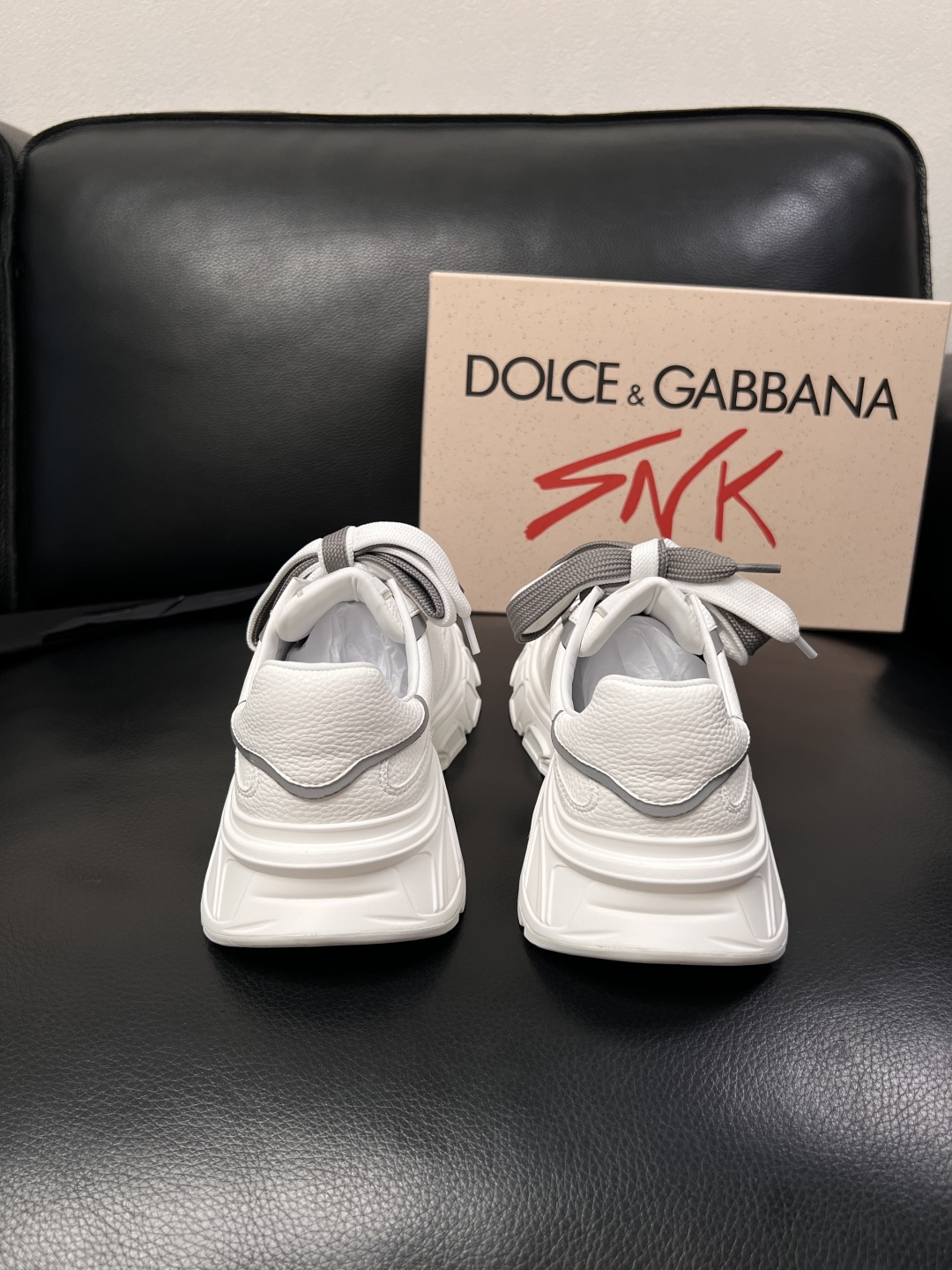 Dolce & Gabbana   高品质  顶级工艺品  杜嘉班纳 爆款专柜新品同步，鞋面意大利进口牛