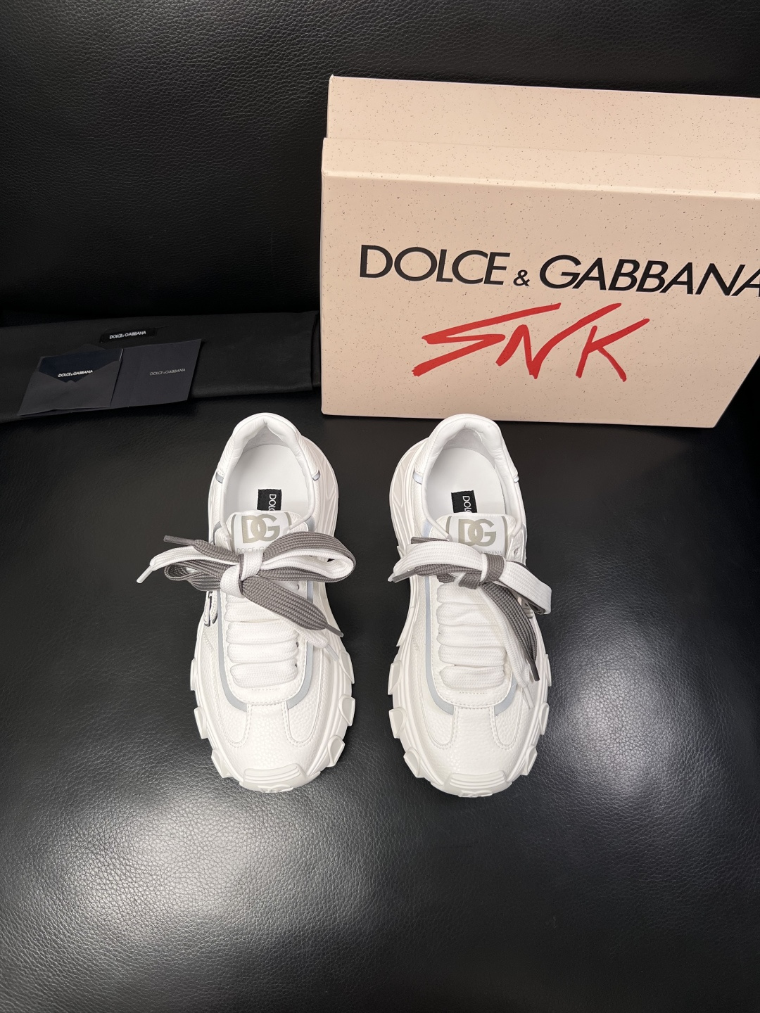 Dolce & Gabbana   高品质  顶级工艺品  杜嘉班纳 爆款专柜新品同步，鞋面意大利进口牛