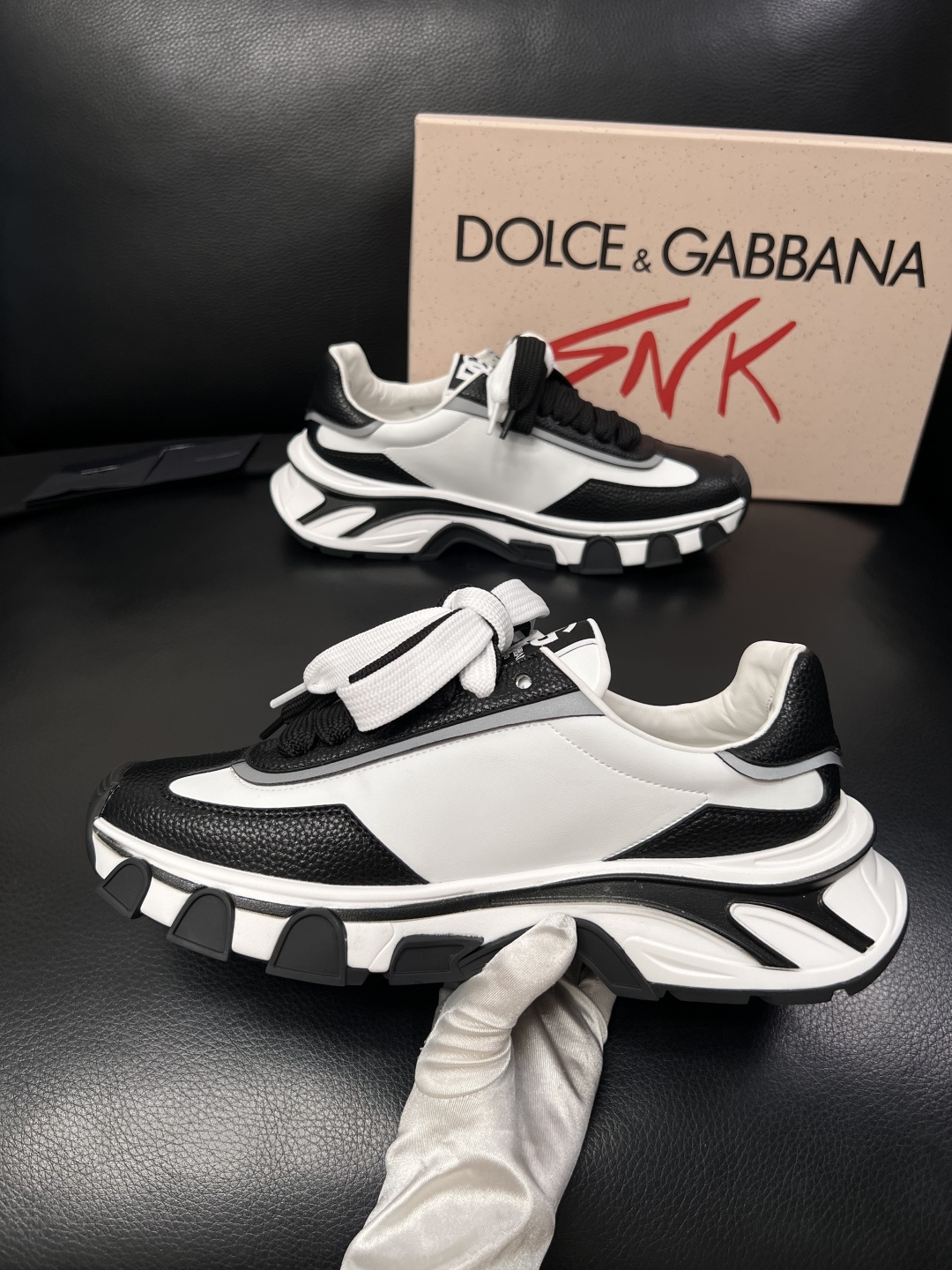 Dolce & Gabbana   高品质  顶级工艺品  杜嘉班纳 爆款专柜新品同步，鞋面意大利进口牛