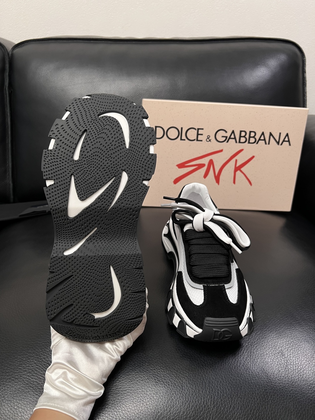 Dolce & Gabbana   高品质  顶级工艺品  杜嘉班纳 爆款专柜新品同步，鞋面意大利进口牛