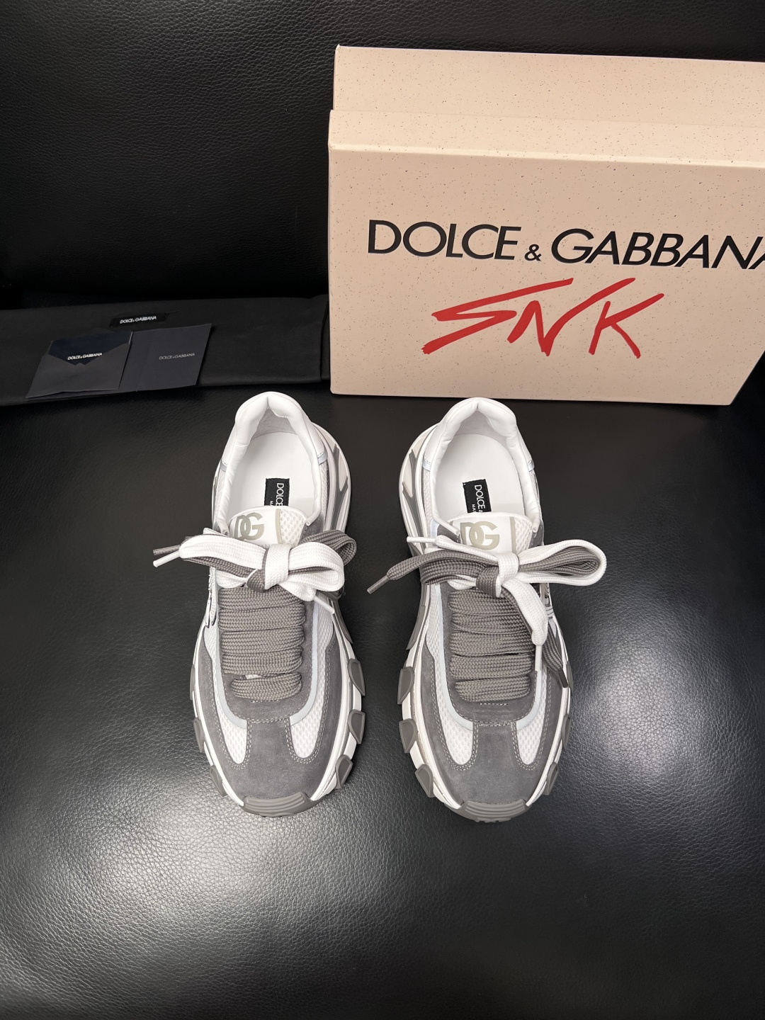 Dolce & Gabbana   高品质  顶级工艺品  杜嘉班纳 爆款专柜新品同步，鞋面意大利进口牛