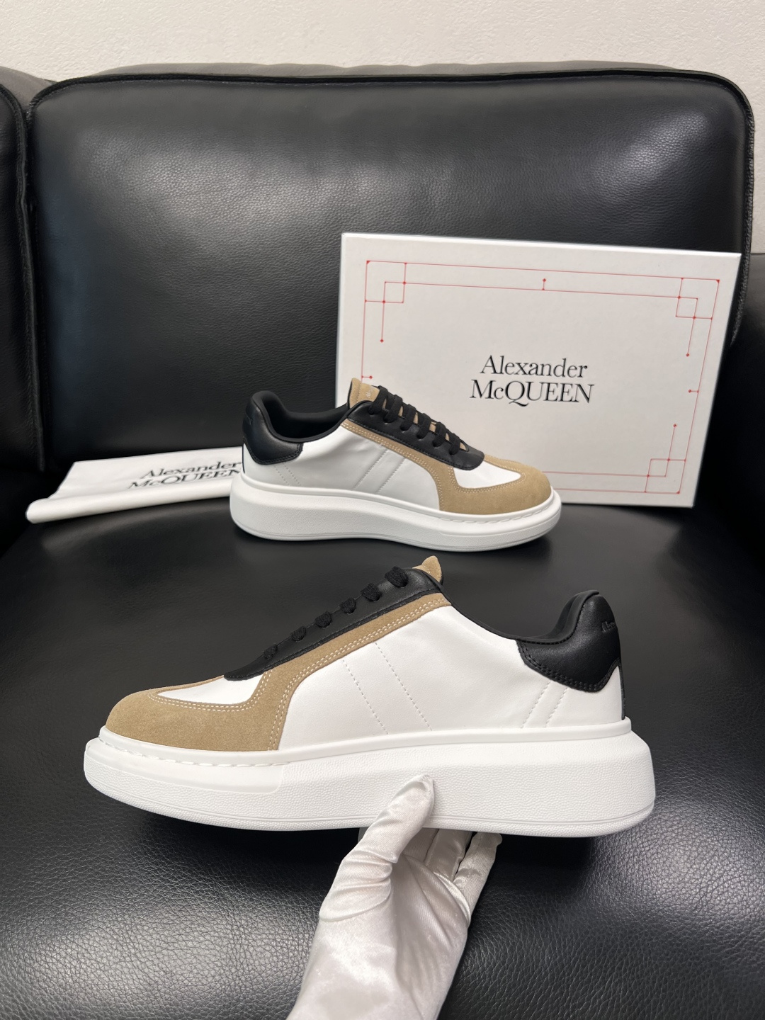 Alexander McQueen  高品质  顶级工艺品  麦昆  专柜同步 原厂配置，意大利进口原版