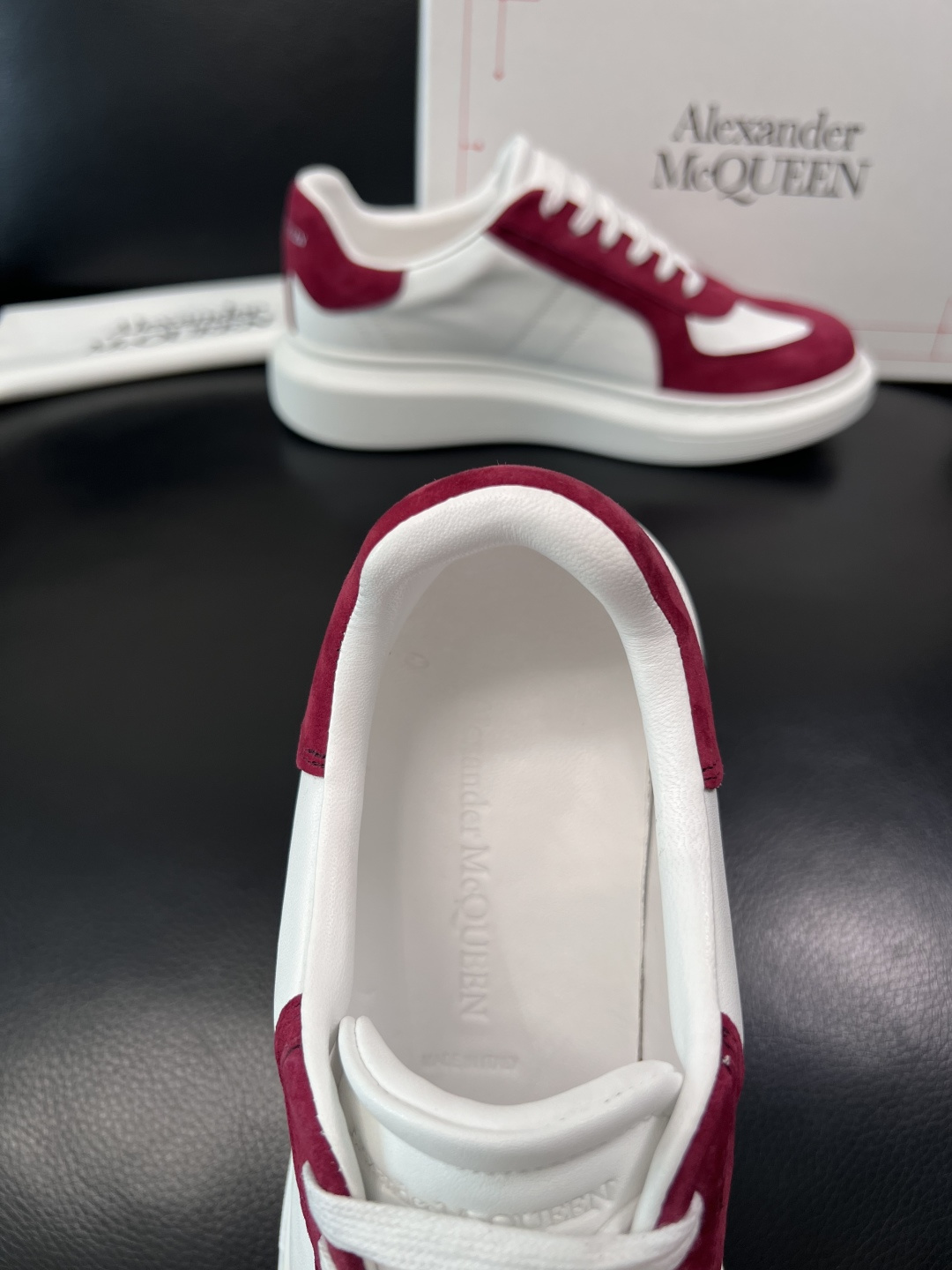 Alexander McQueen  高品质  顶级工艺品  麦昆  专柜同步 原厂配置，意大利进口原版