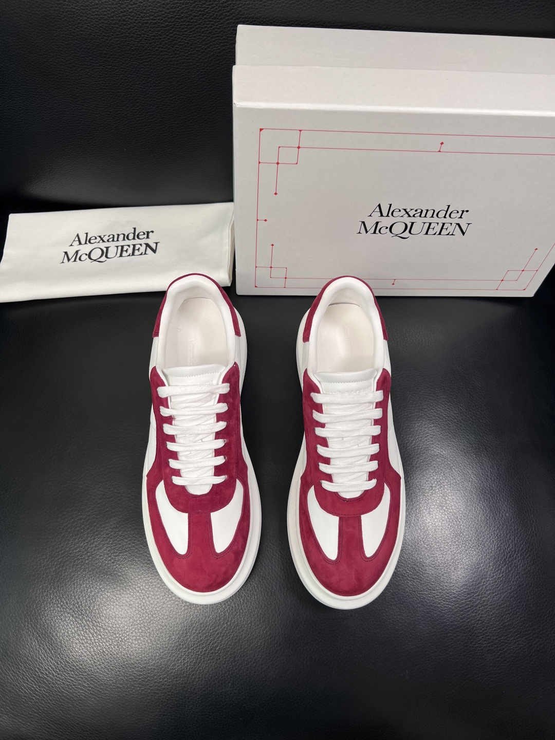 Alexander McQueen  高品质  顶级工艺品  麦昆  专柜同步 原厂配置，意大利进口原版