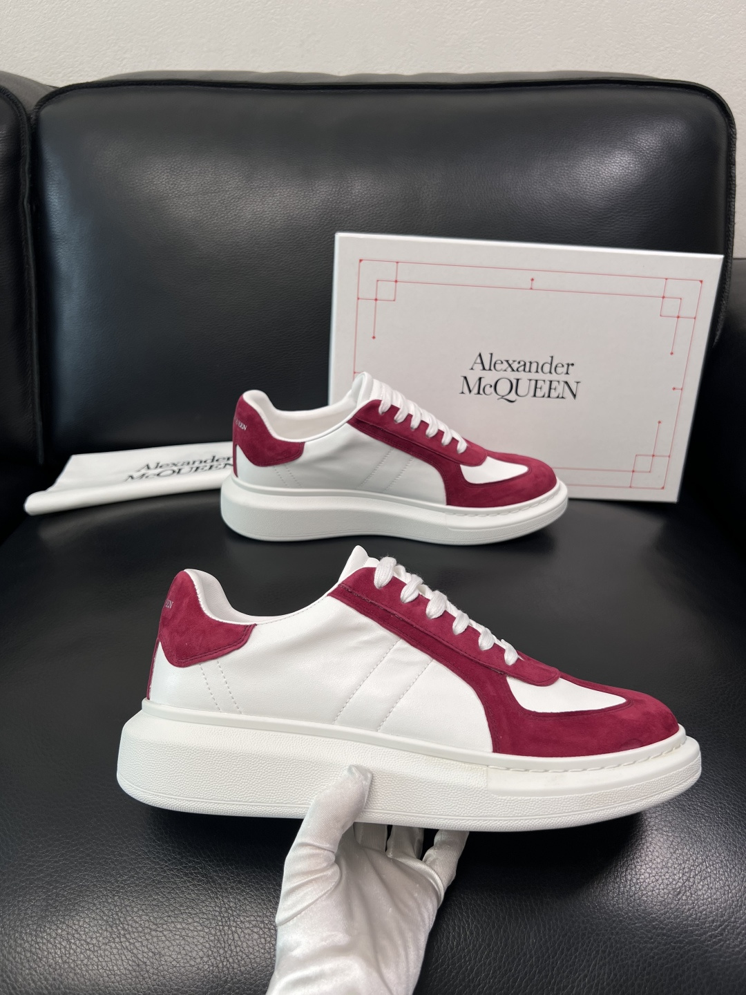 Alexander McQueen  高品质  顶级工艺品  麦昆  专柜同步 原厂配置，意大利进口原版