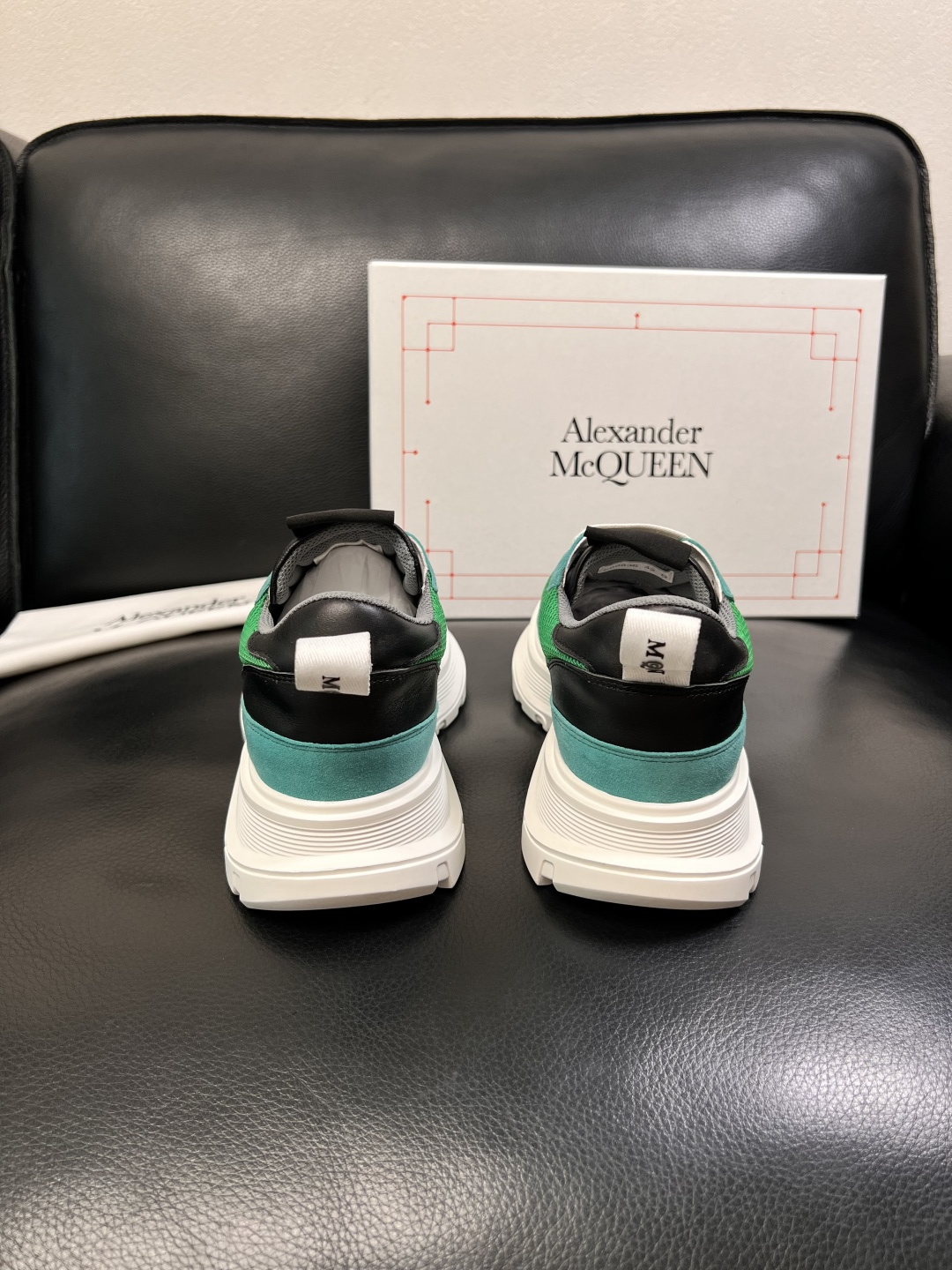 Alexander McQueen  高品质  顶级工艺品  麦昆  专柜同步 原厂配置，意大利进口原版
