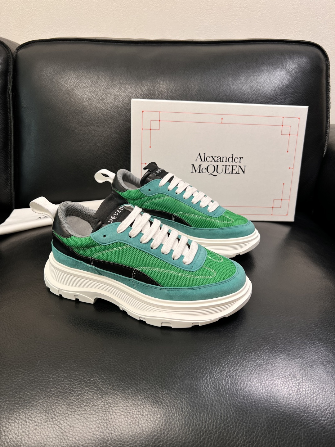 Alexander McQueen  高品质  顶级工艺品  麦昆  专柜同步 原厂配置，意大利进口原版