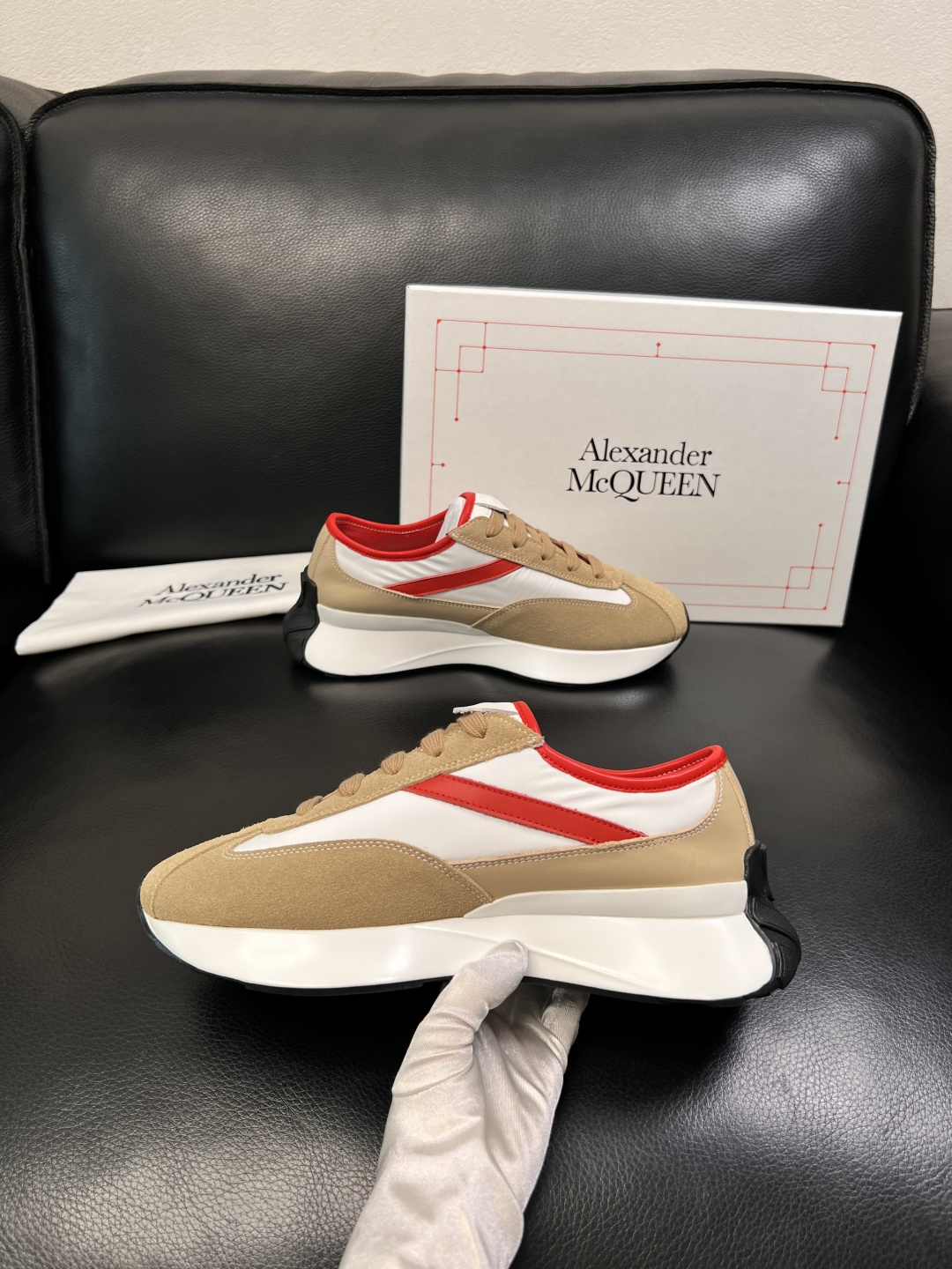 Alexander McQueen  高品质  顶级工艺品  麦昆  专柜同步 原厂配置，意大利进口原版