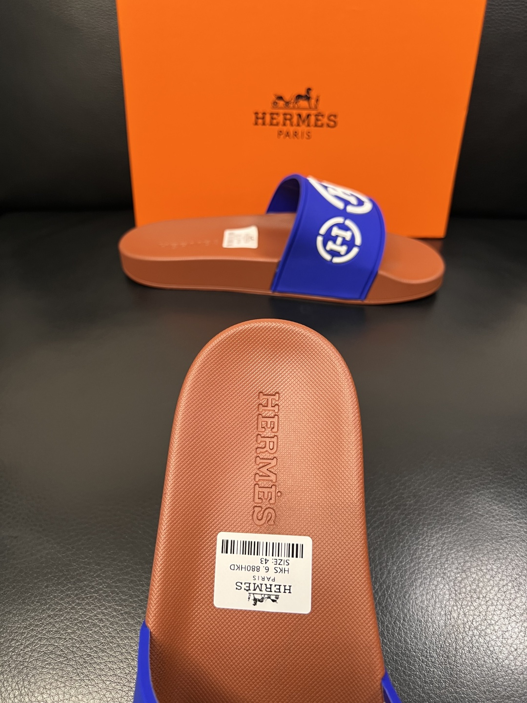 Hermes  高品质  顶级工艺品  爱马仕 拖鞋专柜同步发售原厂配置，意大利进口原版面料，高品质拼接