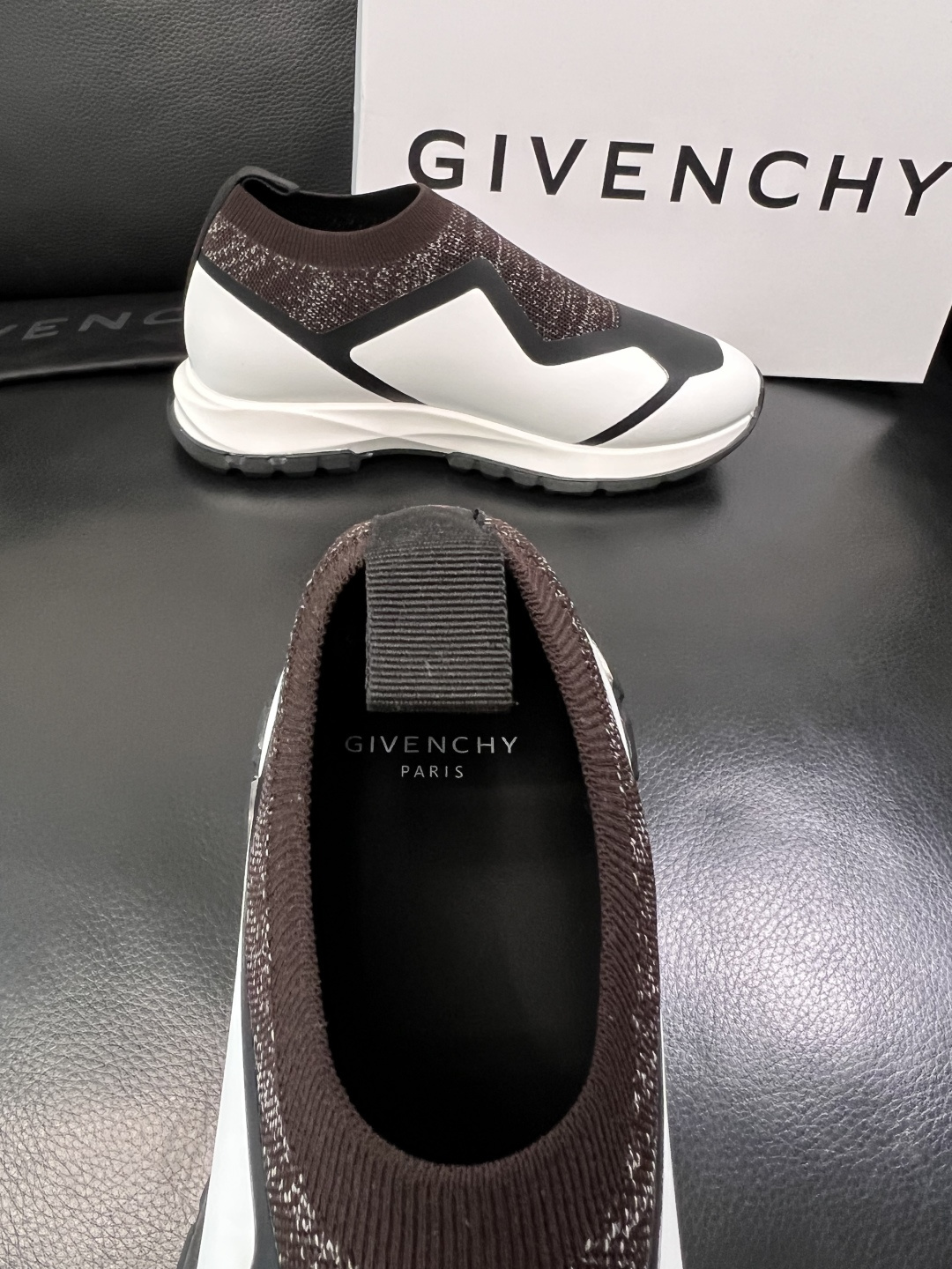 ⚠️只换码不退⚠️    Givenchy  高品质  纪梵希  顶级工艺品  专柜新品同步，鞋面意大利