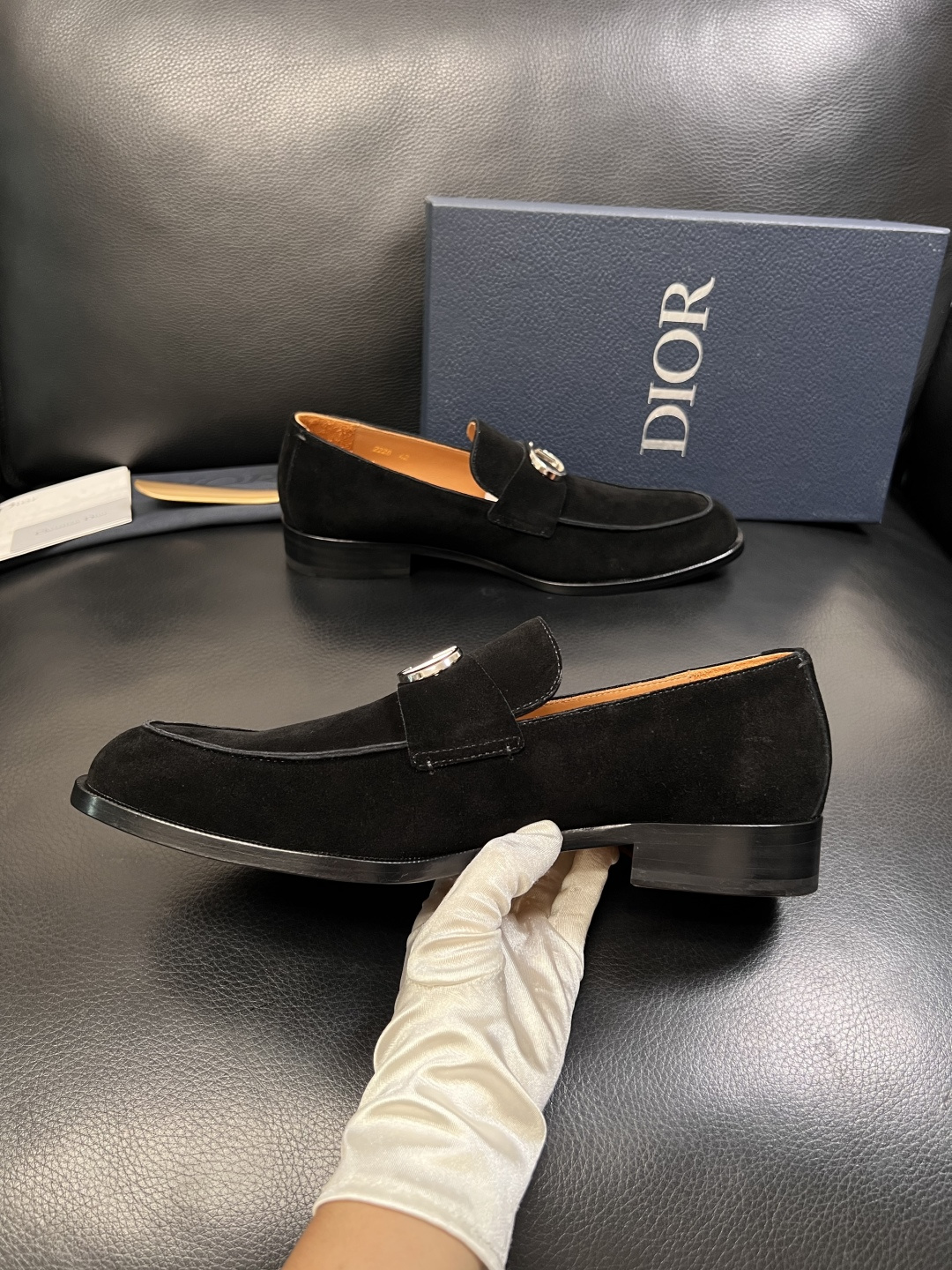 Dior  高品质  顶级工艺品  迪奥  皮鞋系列专柜同步原厂配置，意大利进口牛皮，全进口水染牛皮里垫