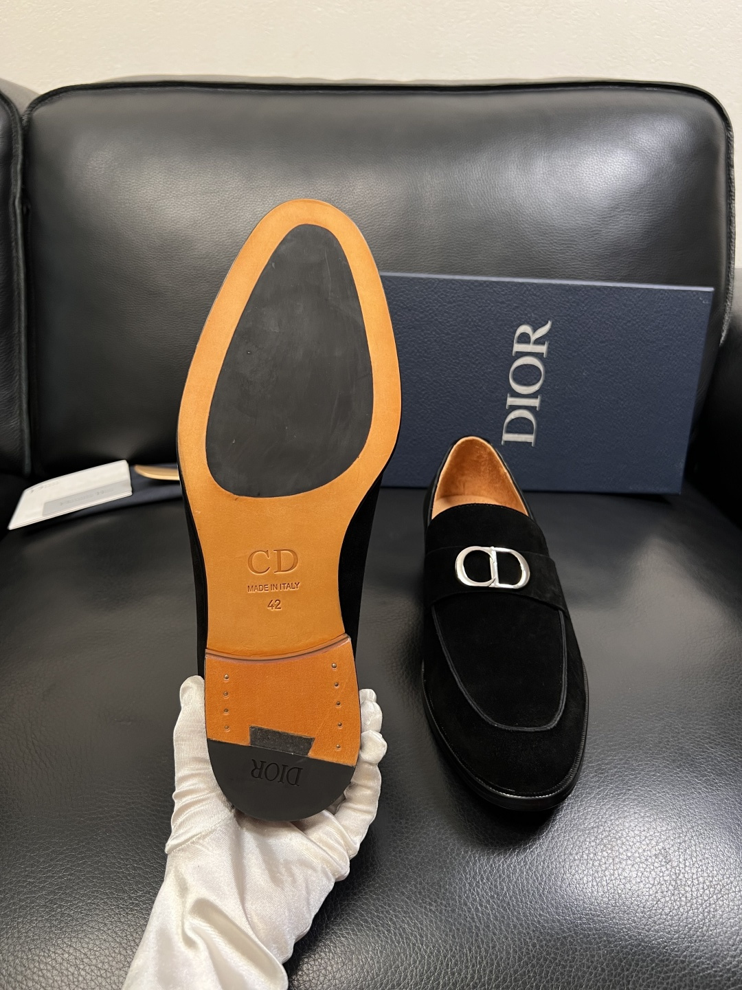 Dior  高品质  顶级工艺品  迪奥  皮鞋系列专柜同步原厂配置，意大利进口牛皮，全进口水染牛皮里垫