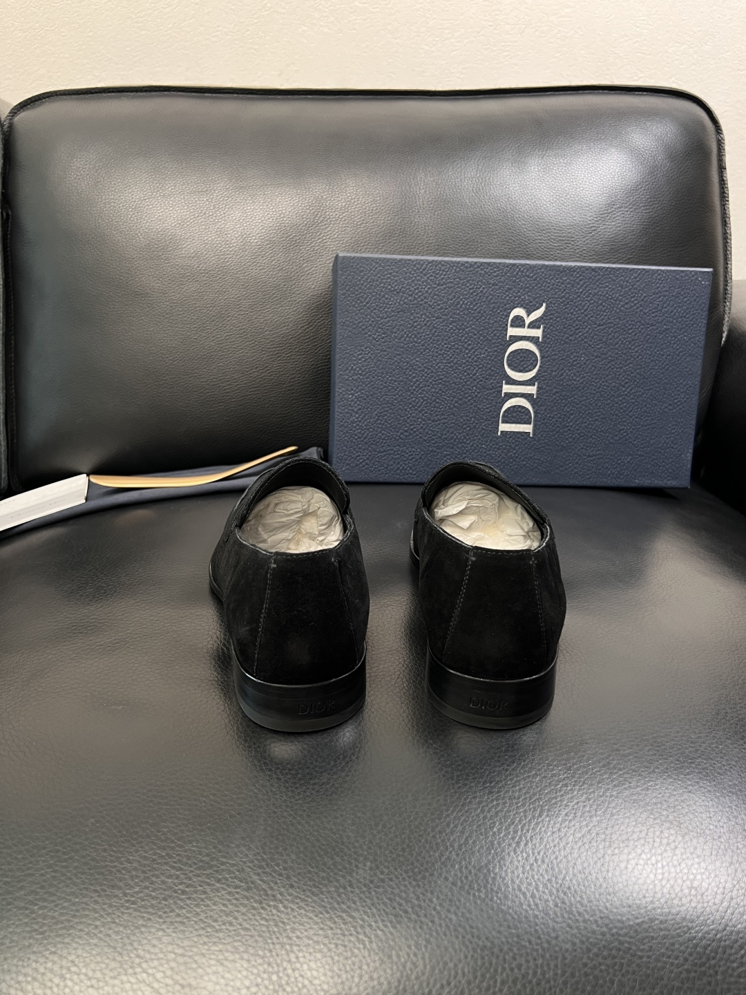 Dior  高品质  顶级工艺品  迪奥  皮鞋系列专柜同步原厂配置，意大利进口牛皮，全进口水染牛皮里垫