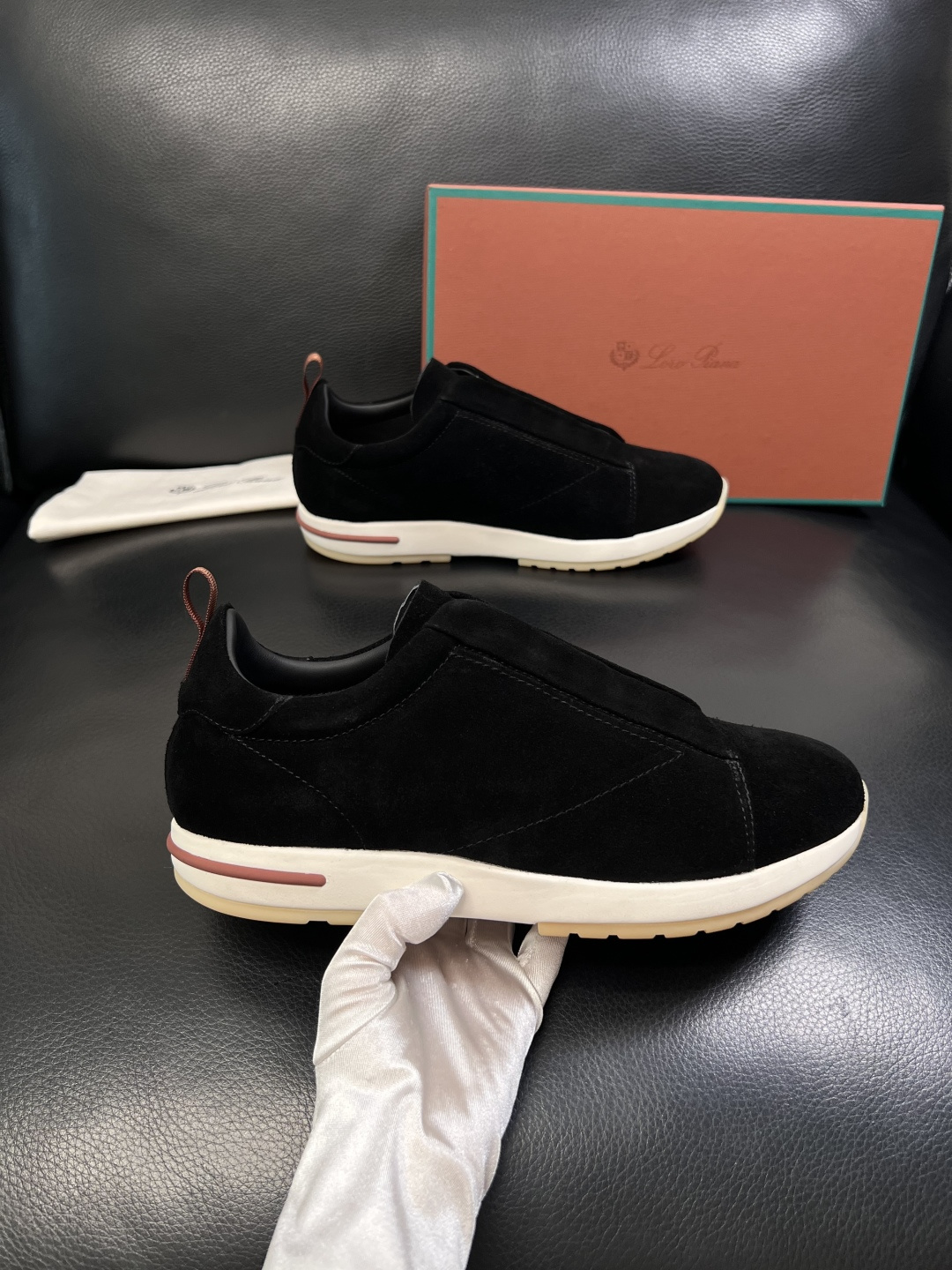 Loro Piana  高品质  顶级工艺品  诺悠翩雅  新品专柜同步原厂配置，鞋面意大利进口牛皮面料