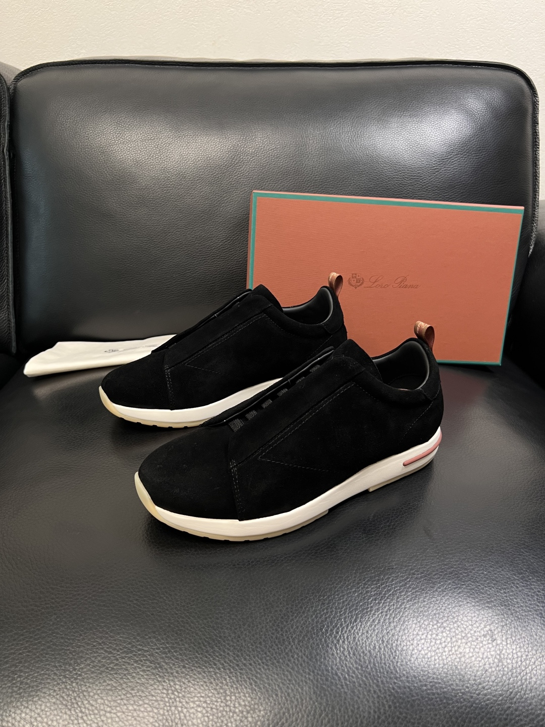 Loro Piana  高品质  顶级工艺品  诺悠翩雅  新品专柜同步原厂配置，鞋面意大利进口牛皮面料