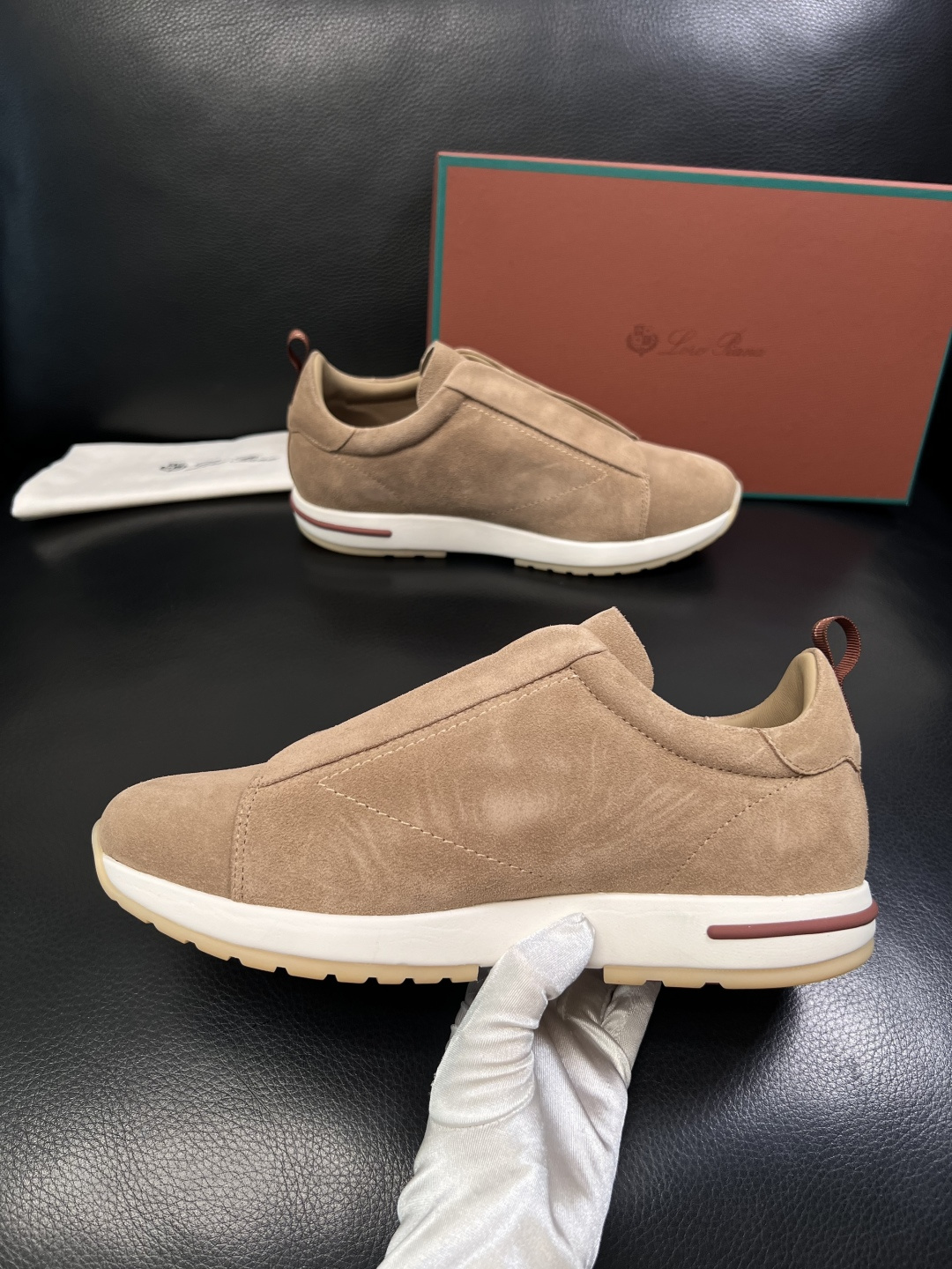 Loro Piana  高品质  顶级工艺品  诺悠翩雅  新品专柜同步原厂配置，鞋面意大利进口牛皮面料