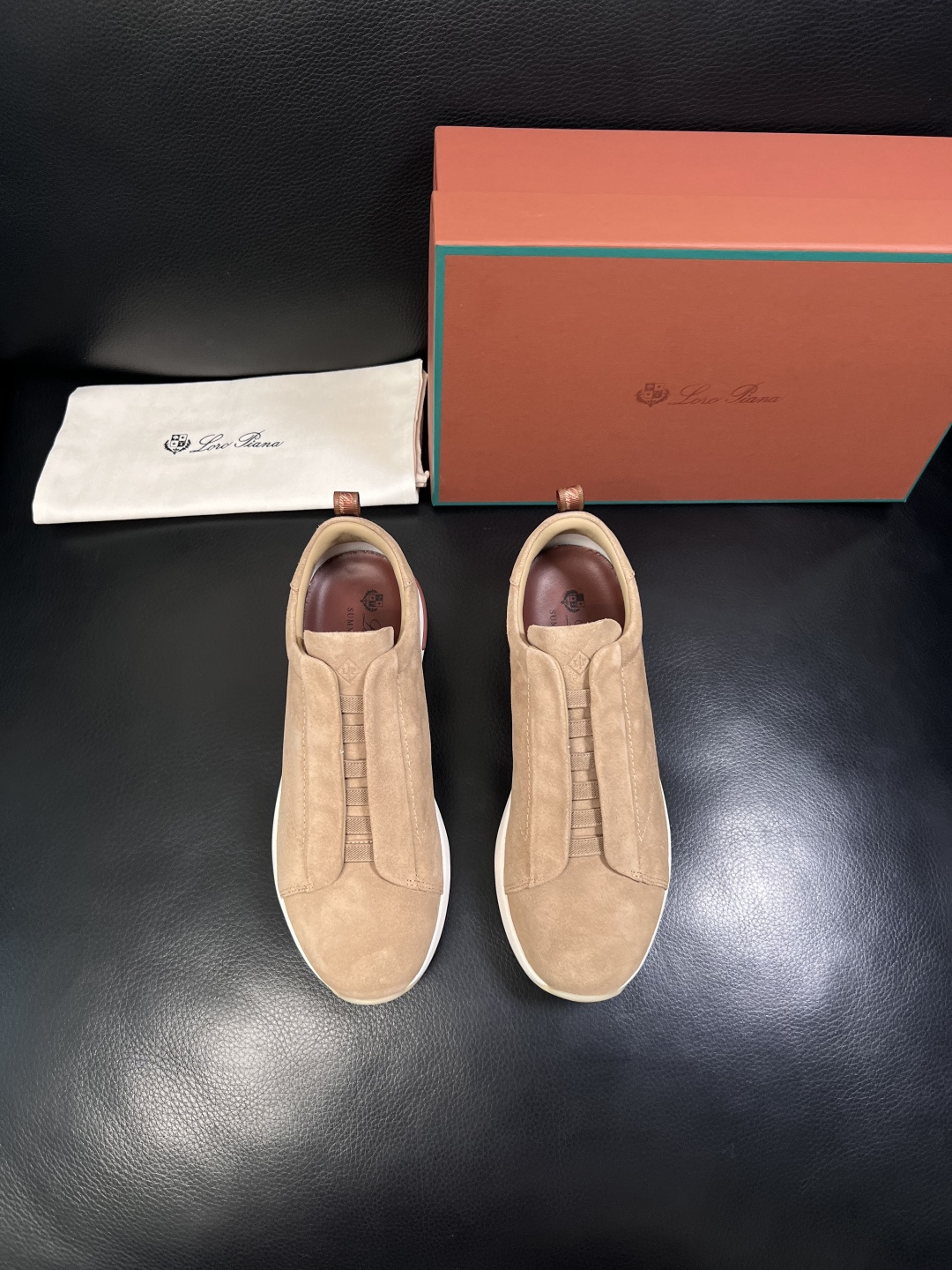 Loro Piana  高品质  顶级工艺品  诺悠翩雅  新品专柜同步原厂配置，鞋面意大利进口牛皮面料