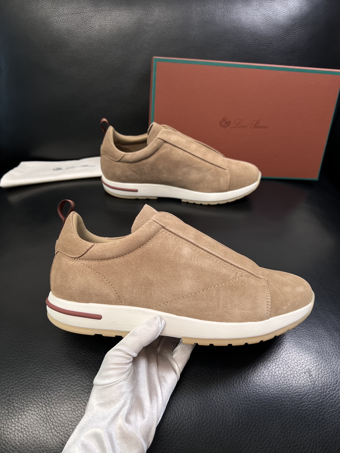 Loro Piana  高品质  顶级工艺品  诺悠翩雅  新品专柜同步原厂配置，鞋面意大利进口牛皮面料