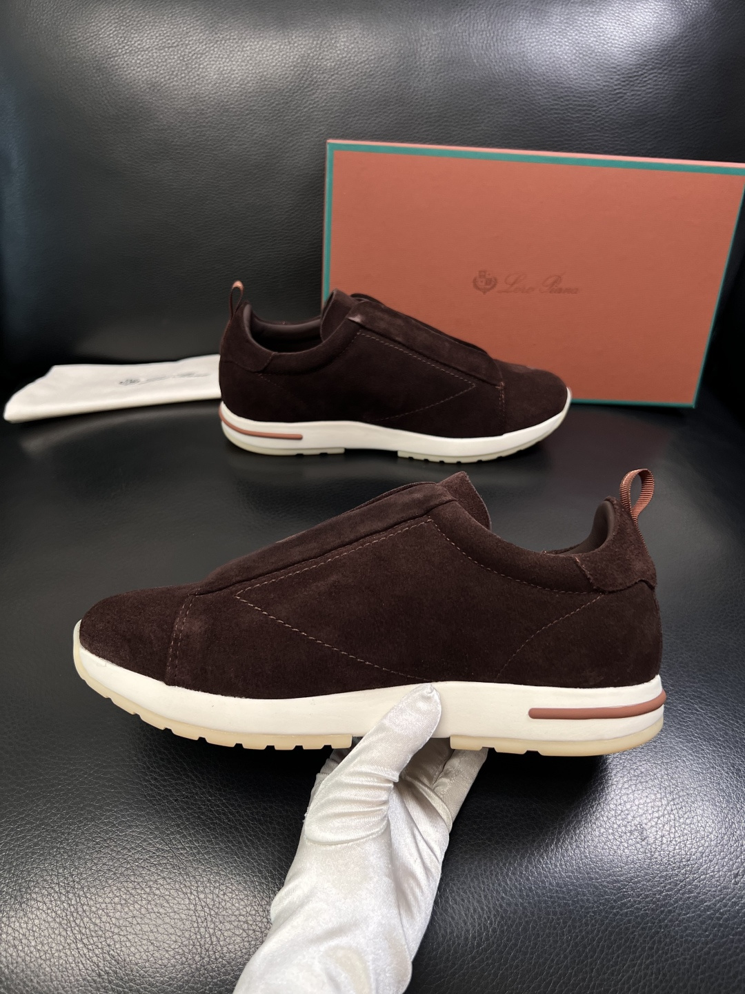 Loro Piana  高品质  顶级工艺品  诺悠翩雅  新品专柜同步原厂配置，鞋面意大利进口牛皮面料