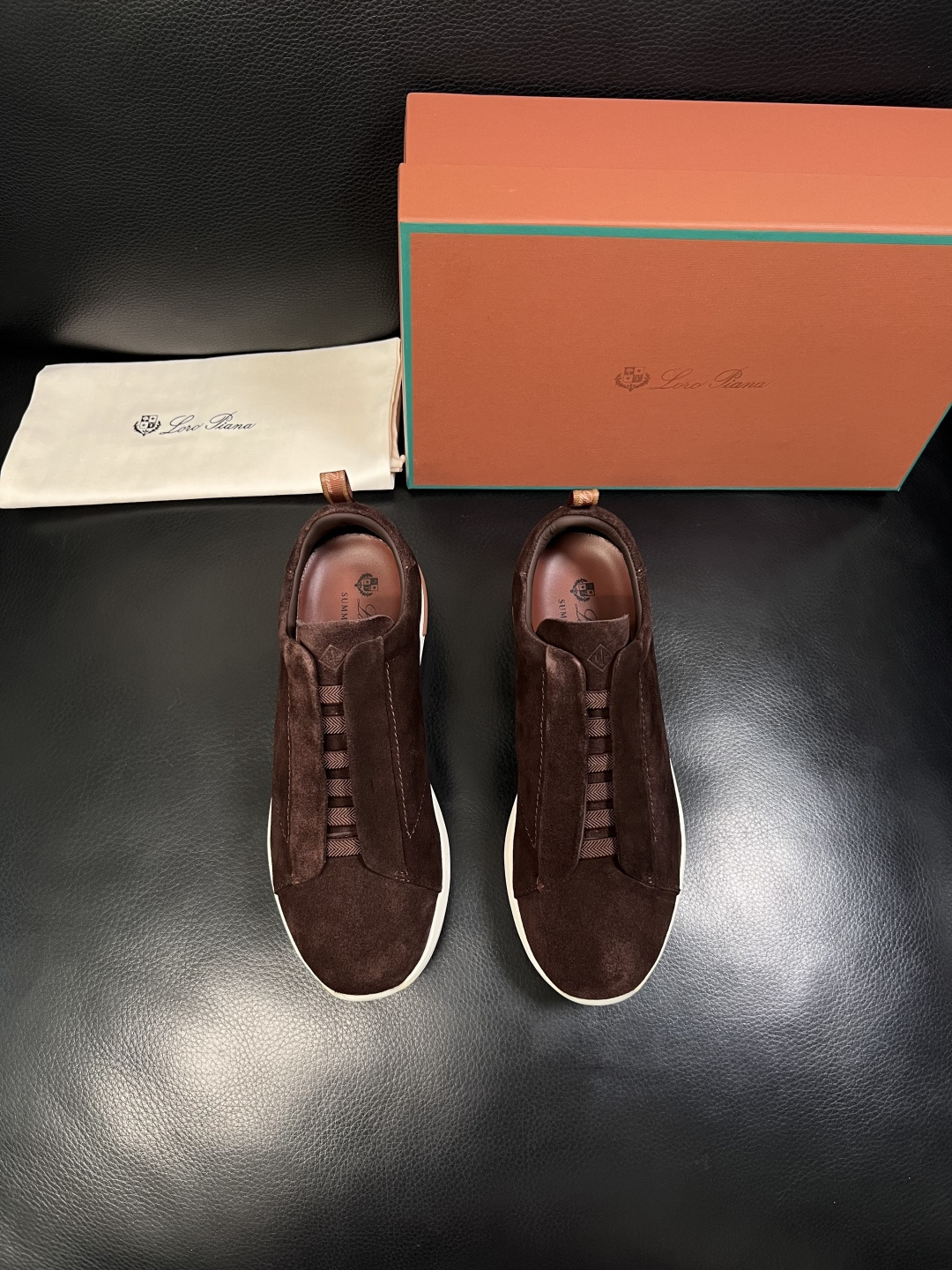 Loro Piana  高品质  顶级工艺品  诺悠翩雅  新品专柜同步原厂配置，鞋面意大利进口牛皮面料