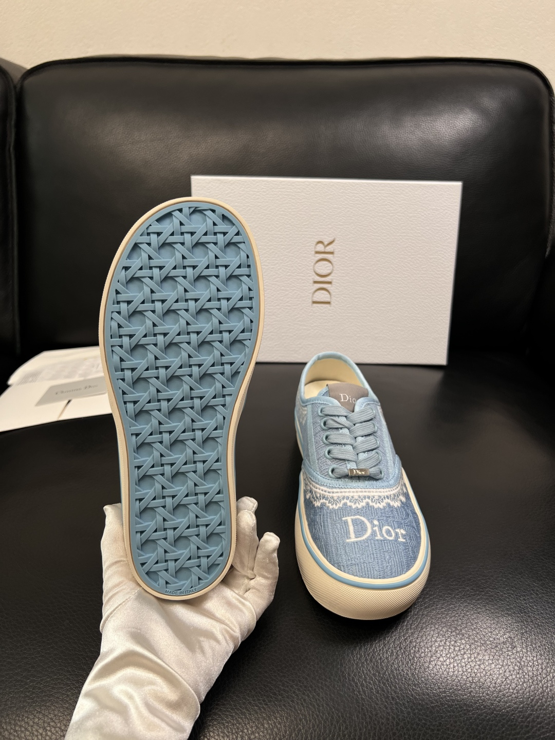 Dior 顶级工艺品 迪奥  专柜同步 原厂配置，意大利进口原版牛皮面料，透气舒适进口水染牛里垫，鞋底：