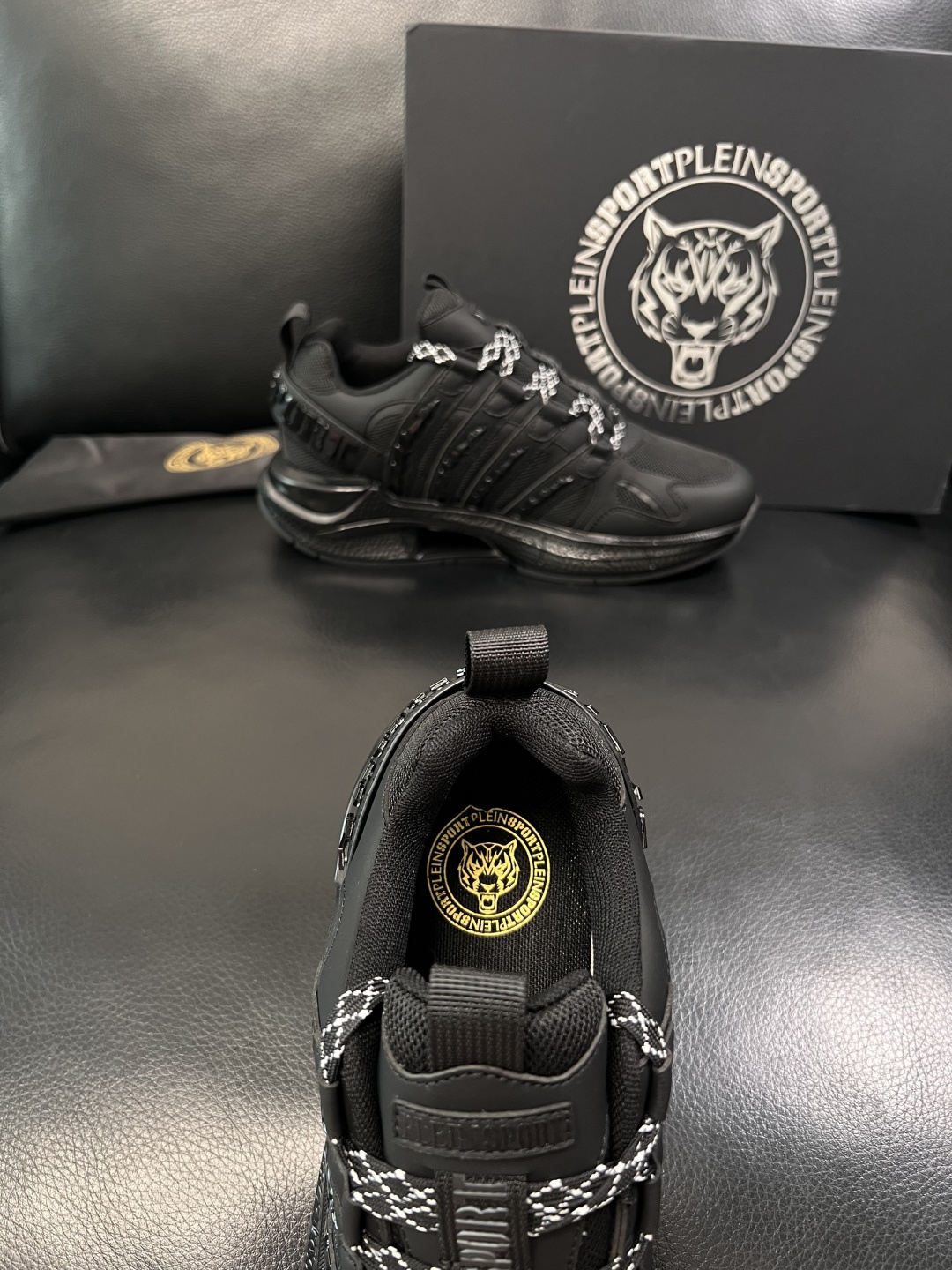 PHILIPPPLEIN  高品质 顶级工艺品 菲利普PP 新品专柜同步原厂配置，意大利进口牛皮搭配网布