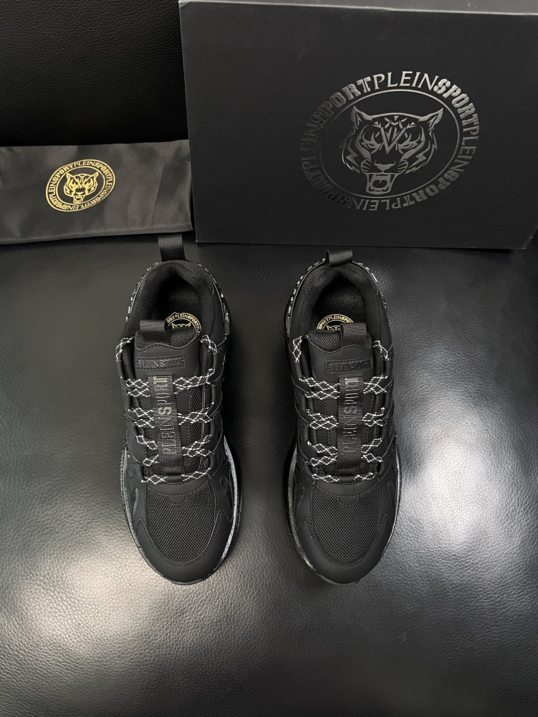 PHILIPPPLEIN  高品质 顶级工艺品 菲利普PP 新品专柜同步原厂配置，意大利进口牛皮搭配网布