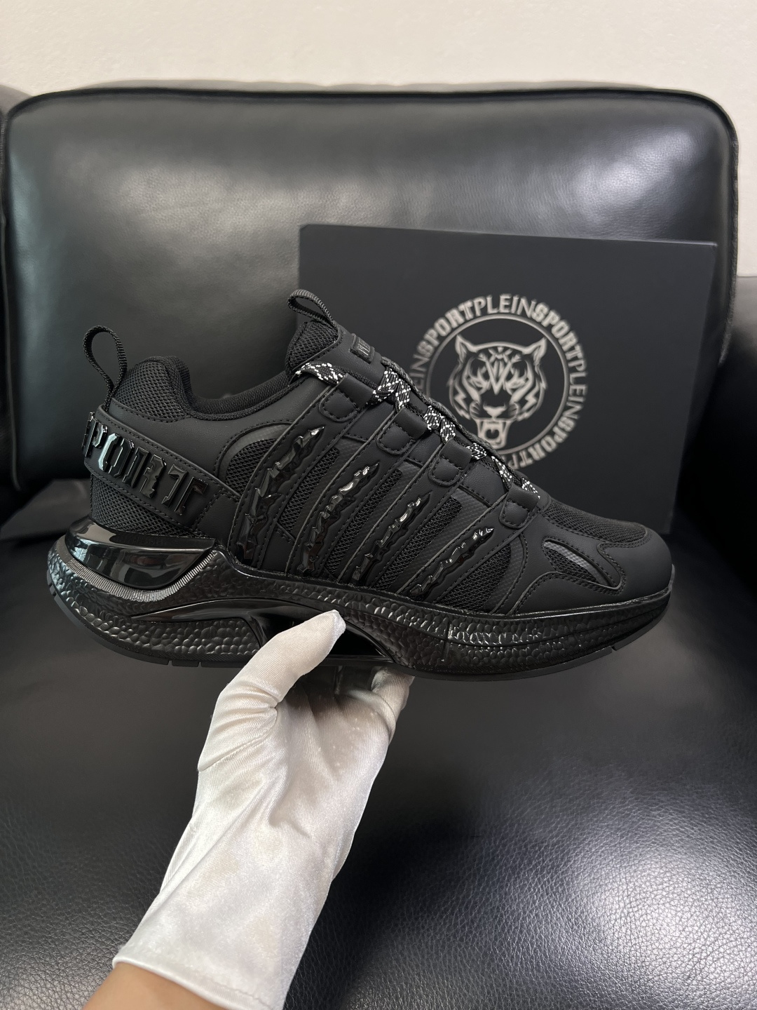 PHILIPPPLEIN  高品质 顶级工艺品 菲利普PP 新品专柜同步原厂配置，意大利进口牛皮搭配网布