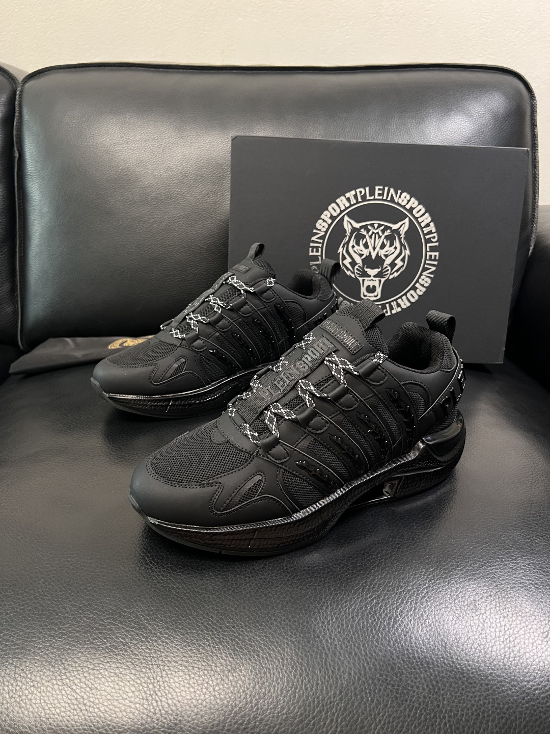 PHILIPPPLEIN  高品质 顶级工艺品 菲利普PP 新品专柜同步原厂配置，意大利进口牛皮搭配网布