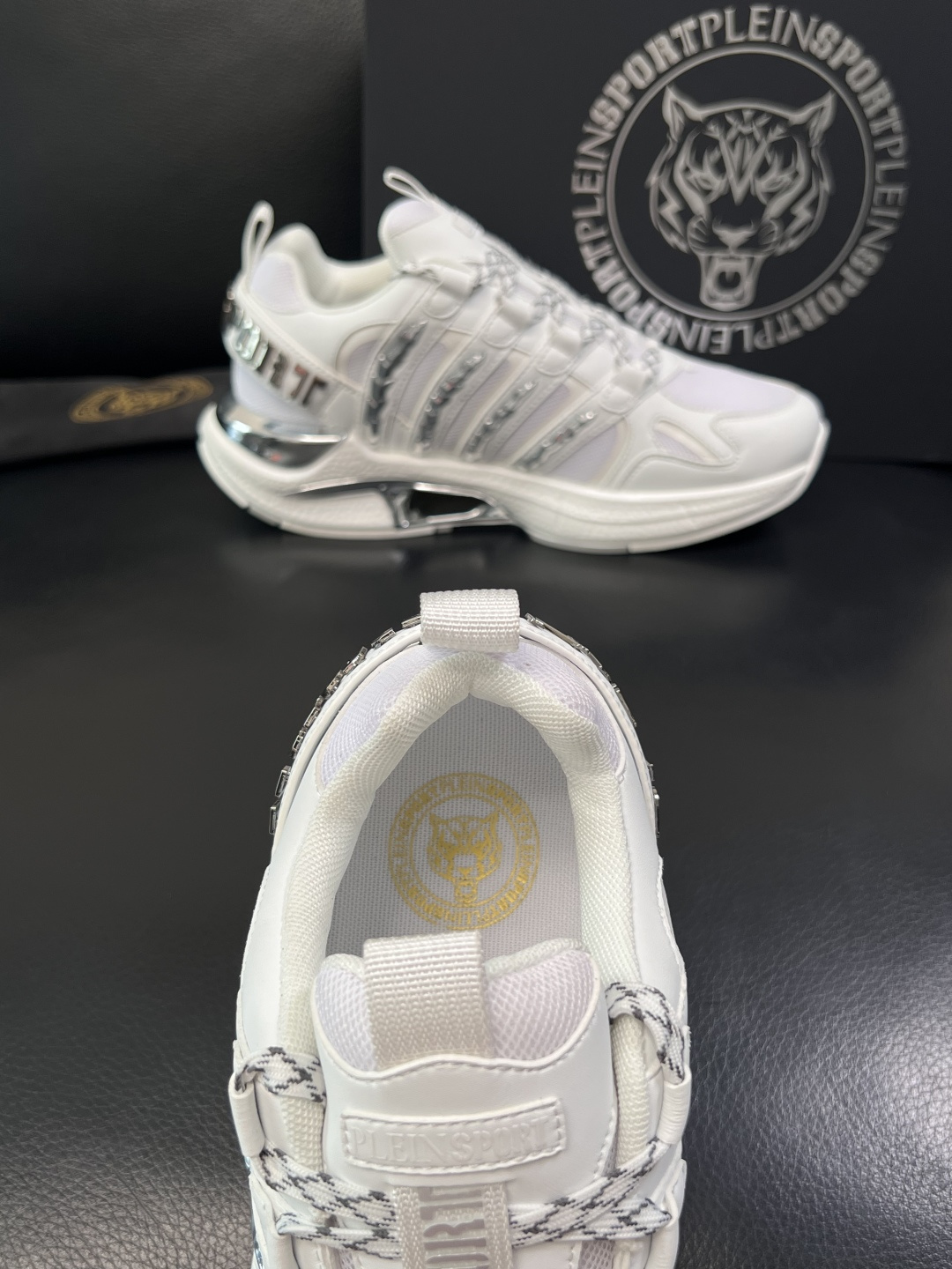 PHILIPPPLEIN  高品质 顶级工艺品 菲利普PP 新品专柜同步原厂配置，意大利进口牛皮搭配网布