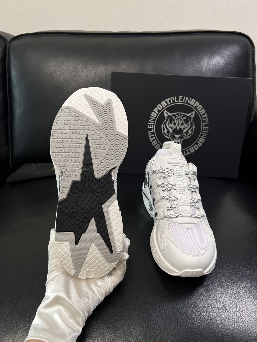 PHILIPPPLEIN  高品质 顶级工艺品 菲利普PP 新品专柜同步原厂配置，意大利进口牛皮搭配网布