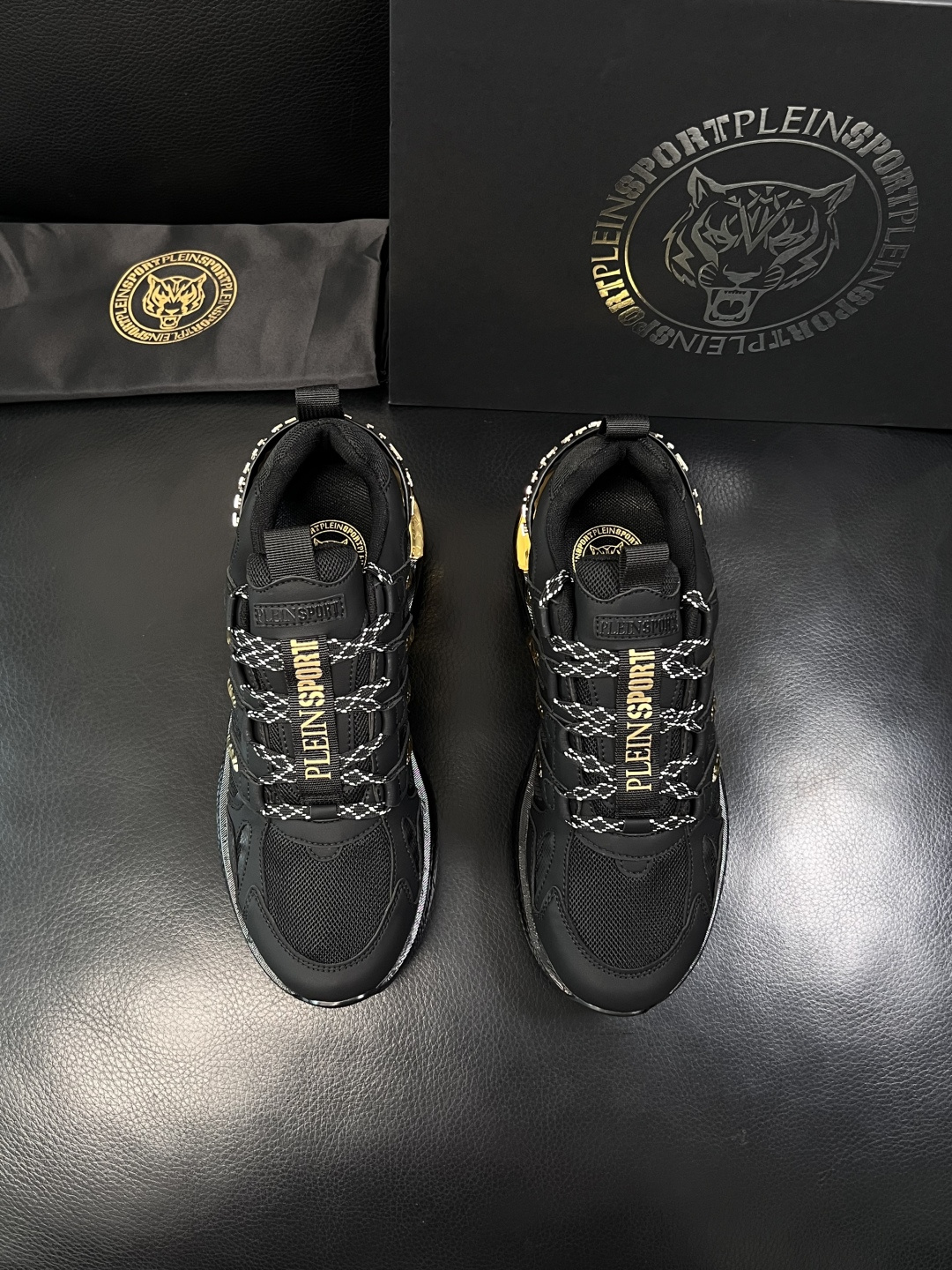 PHILIPPPLEIN  高品质 顶级工艺品 菲利普PP 新品专柜同步原厂配置，意大利进口牛皮搭配网布