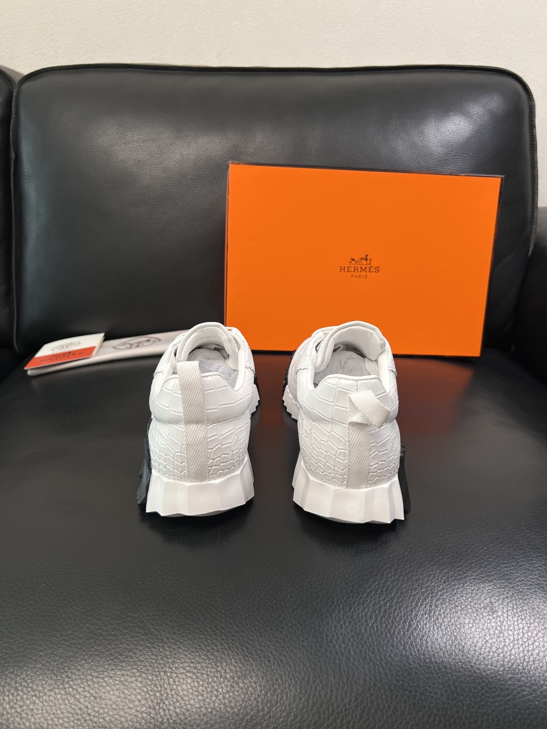Hermes  高品质  顶级工艺品  爱马仕 专柜同步发售原厂配置，意大利进口原版牛皮面料，高品质拼接