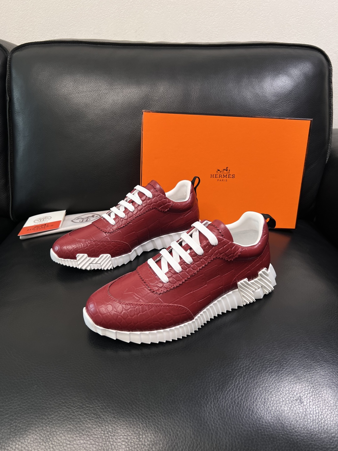 Hermes  高品质  顶级工艺品  爱马仕 专柜同步发售原厂配置，意大利进口原版牛皮面料，高品质拼接
