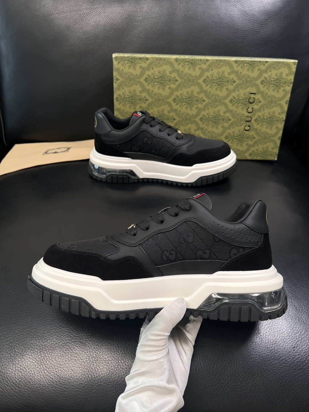Gucci  高品质  顶级工艺品  古奇  专柜新款原厂配置，意大利进口牛皮搭配印花布面料，进口牛皮内