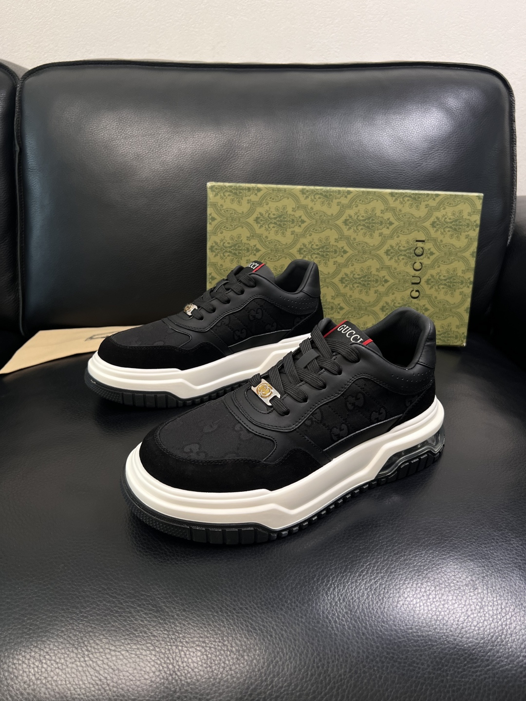 Gucci  高品质  顶级工艺品  古奇  专柜新款原厂配置，意大利进口牛皮搭配印花布面料，进口牛皮内