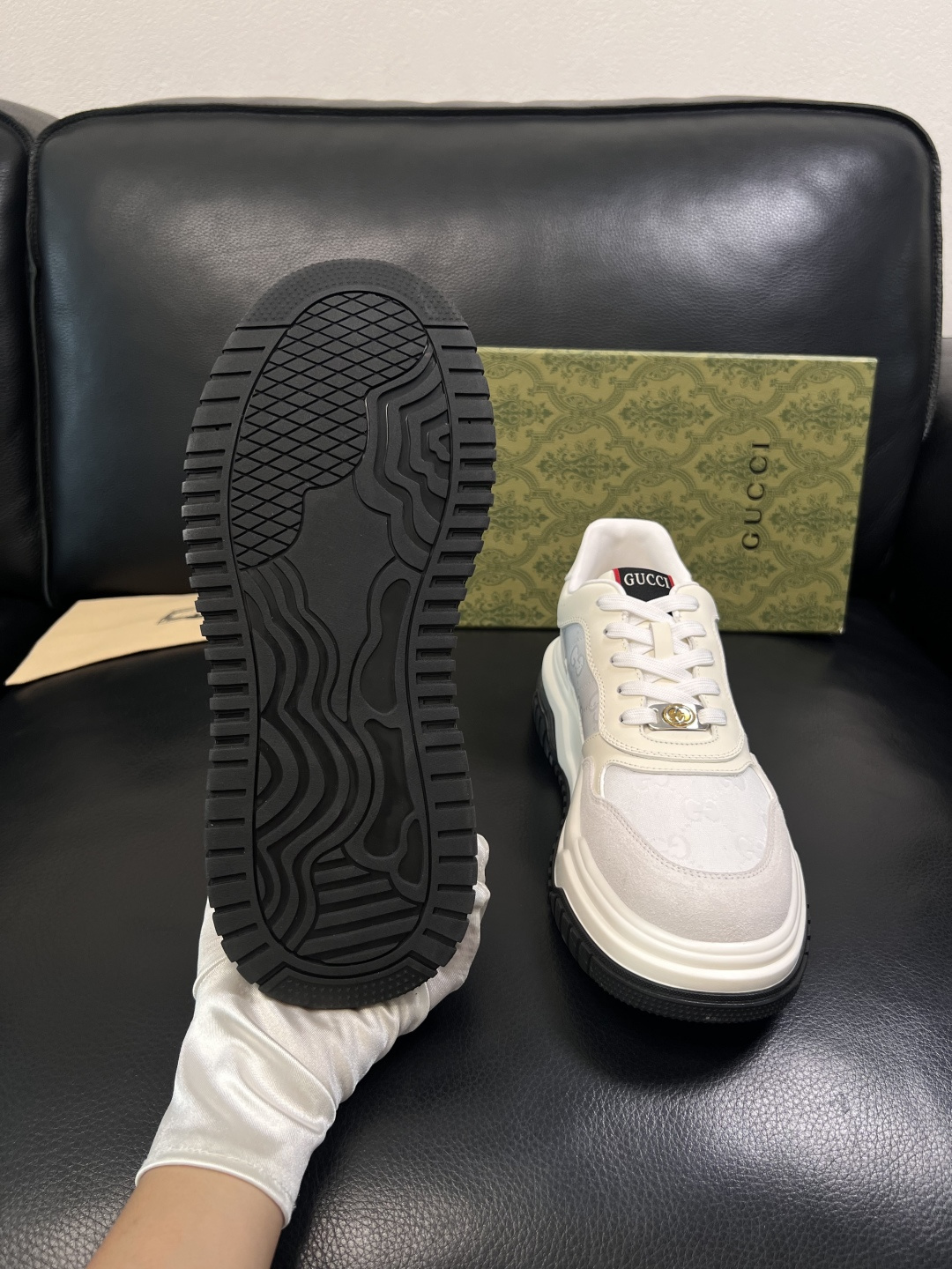 Gucci  高品质  顶级工艺品  古奇  专柜新款原厂配置，意大利进口牛皮搭配印花布面料，进口牛皮内