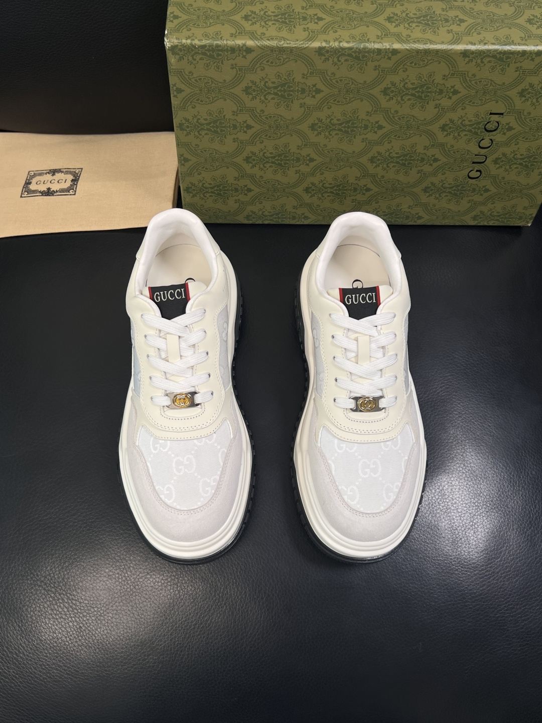 Gucci  高品质  顶级工艺品  古奇  专柜新款原厂配置，意大利进口牛皮搭配印花布面料，进口牛皮内