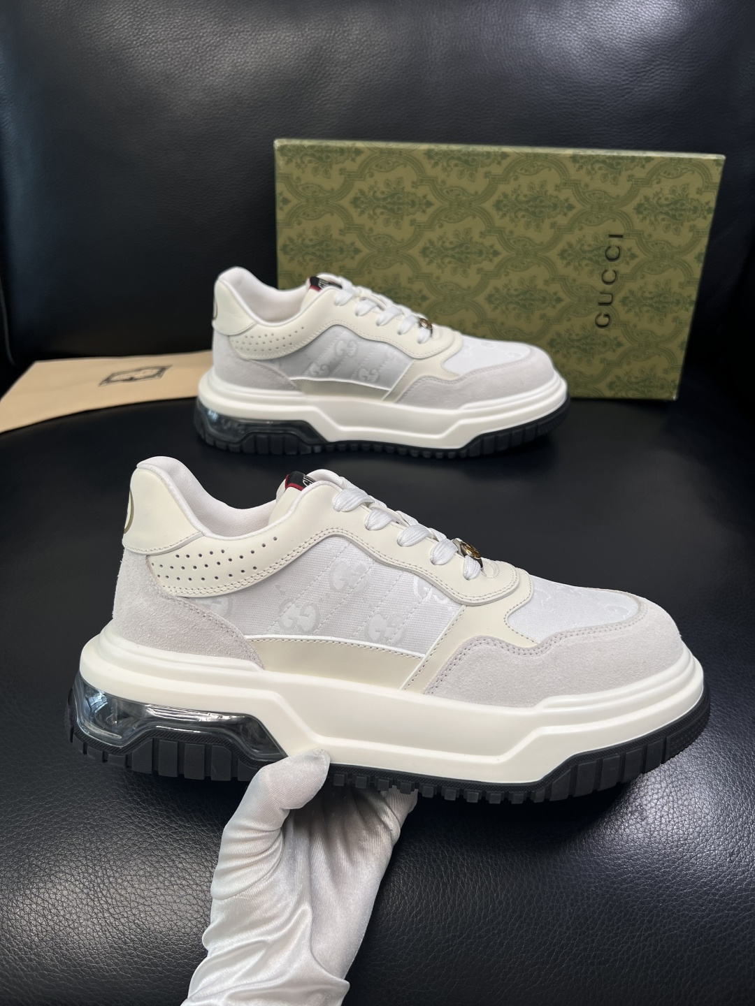 Gucci  高品质  顶级工艺品  古奇  专柜新款原厂配置，意大利进口牛皮搭配印花布面料，进口牛皮内