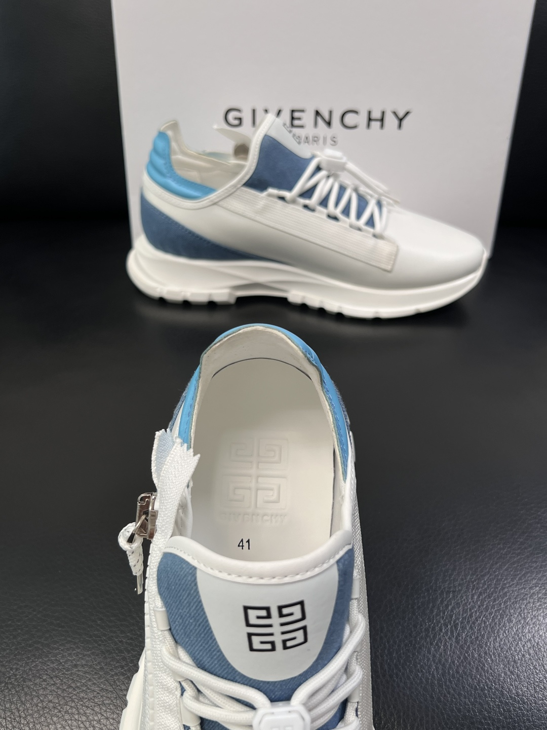 Givenchy  高品质   顶级工艺品  纪梵希  专柜新品同步，鞋面意大利进口牛皮面料，进口水染牛