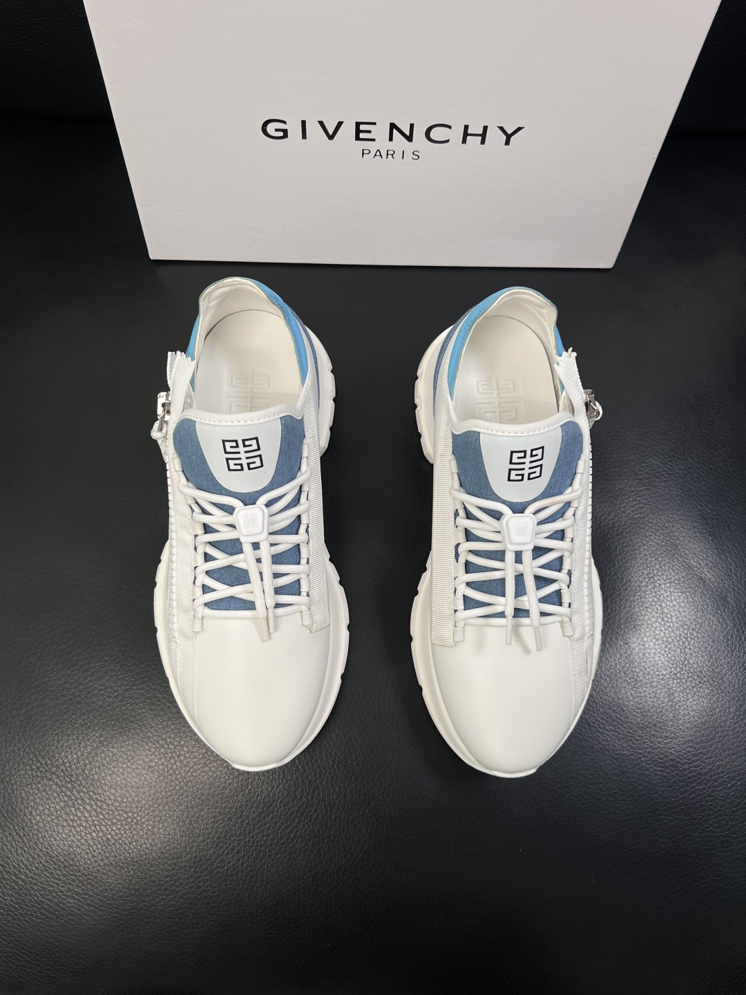 Givenchy  高品质   顶级工艺品  纪梵希  专柜新品同步，鞋面意大利进口牛皮面料，进口水染牛