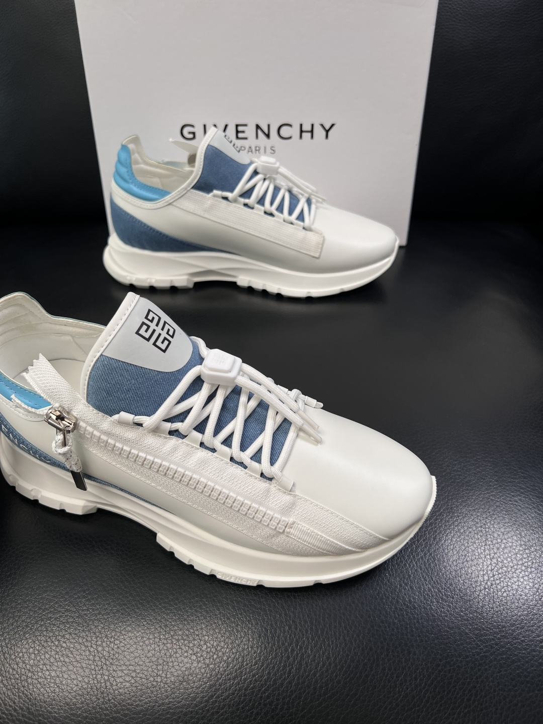 Givenchy  高品质   顶级工艺品  纪梵希  专柜新品同步，鞋面意大利进口牛皮面料，进口水染牛