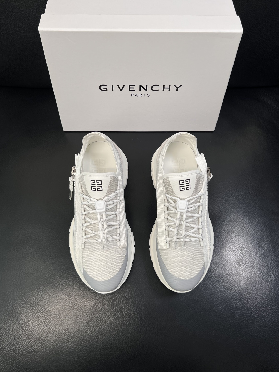 Givenchy  高品质   顶级工艺品  纪梵希  专柜新品同步，鞋面意大利进口牛皮面料，进口水染牛